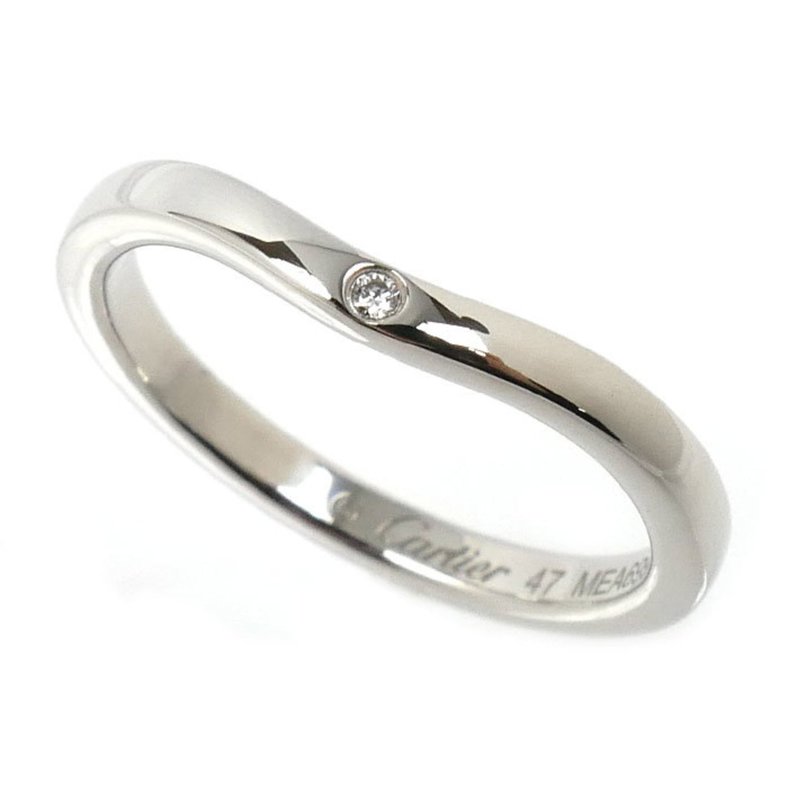 Cartier Platinum 950 Band Ring: Cartier Platinum 950 Band Ring A stunning Cartier Platinum 950 band ring, this elegant piece boasts a sleek platinum band adorned with a beautiful diamond stone, making it a timeless and sophisticated