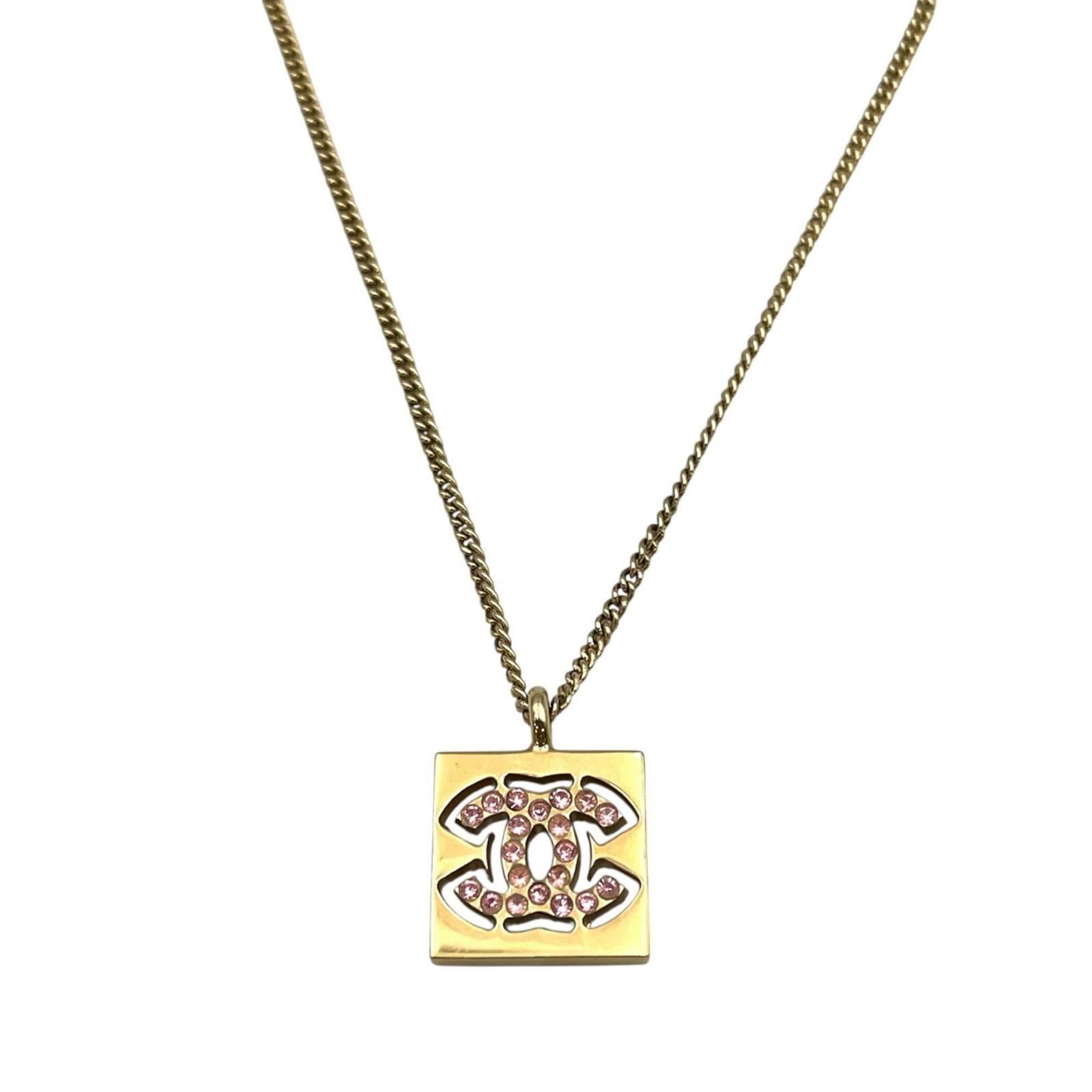 for women. - Chanel necklace with Coco Mark and rhinestones - 02P GP: for women. - Chanel necklace with Coco Mark and rhinestones - 02P GP Elevate your style with the iconic Coco Mark Chanel necklace, adorned with delicate rhinestones and set in 14mm x 15mm gold plating