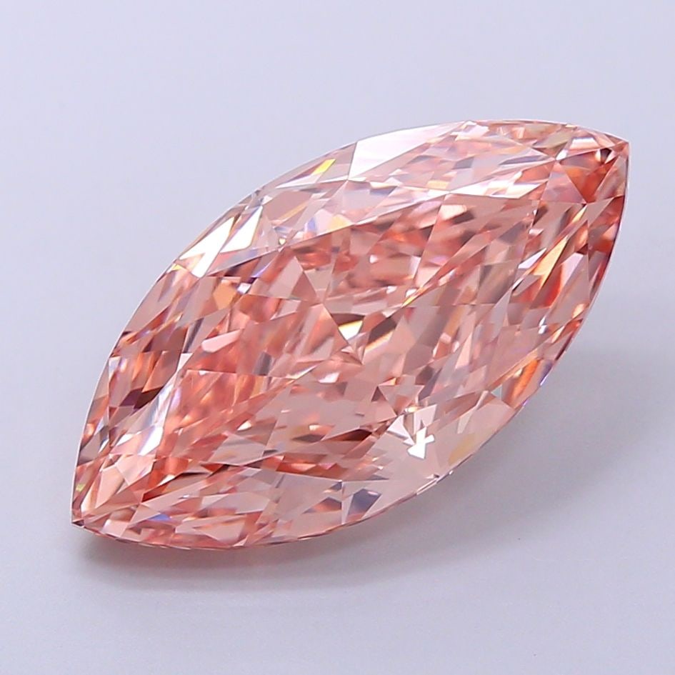 IGI Marquise 5.73ct Fancy Intense Brown Orange VVS2 Loose Lab Diamond: IGI Marquise 5.73ct Fancy Intense Brown Orange VVS2 Loose Lab Diamond Experience the unique beauty of this Fancy Intense Brown Orange VVS2 loose lab diamond, boasting an exceptional 5.73ct carat weigh