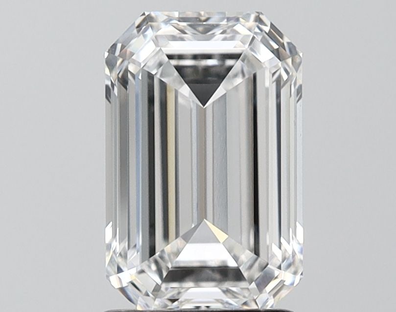 IGI Emerald 2.01ct E IF Loose Lab Diamond: IGI Emerald 2.01ct E IF Loose Lab Diamond A rare opportunity to own a stunning lab-grown emerald-cut diamond, certified by the International Gemological Institute (IGI) as a high-quality IF clarity
