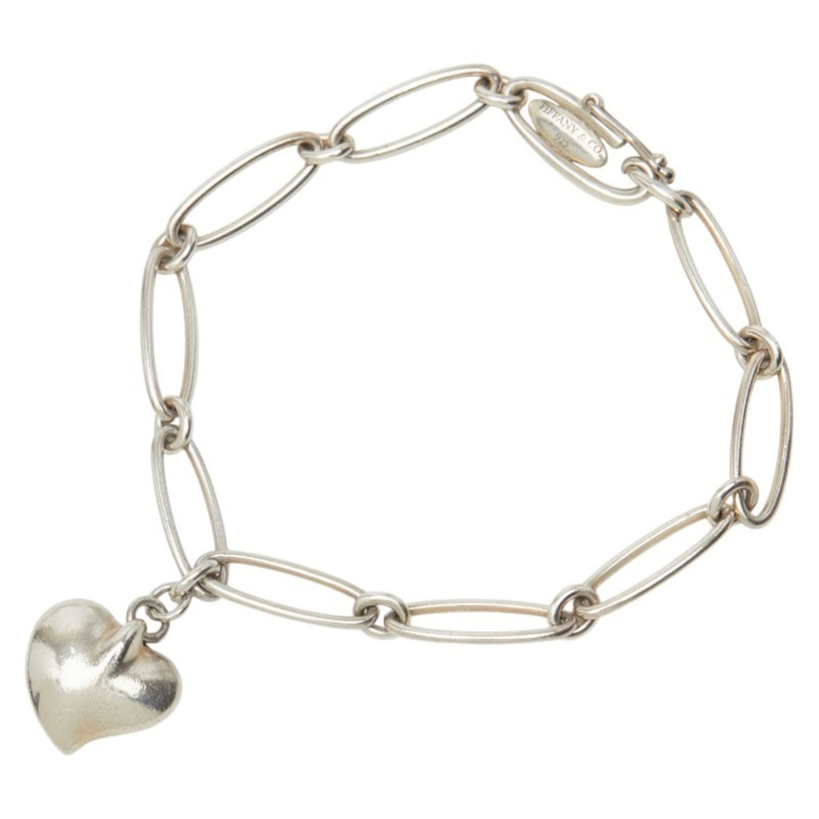 925 Tiffany Charm Bracelet Silver: 925 Tiffany Charm Bracelet Silver A beautiful 925 Tiffany charm bracelet in sterling silver, perfect for adding a touch of elegance to any outfit. With its classic design and high-quality materials, t