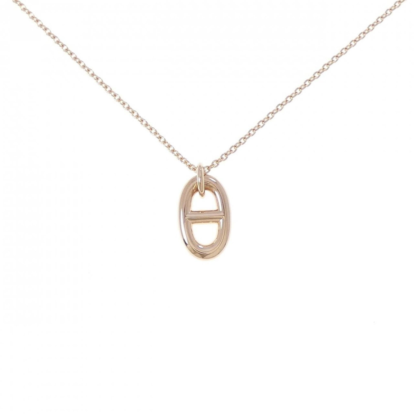 Necklace Hermes Farandole: Necklace Hermes Farandole A stunning piece of luxury, the Hermes Farandole necklace boasts 18K pink gold craftsmanship and a delicate pendant that adds a touch of elegance to any outfit. With its slee