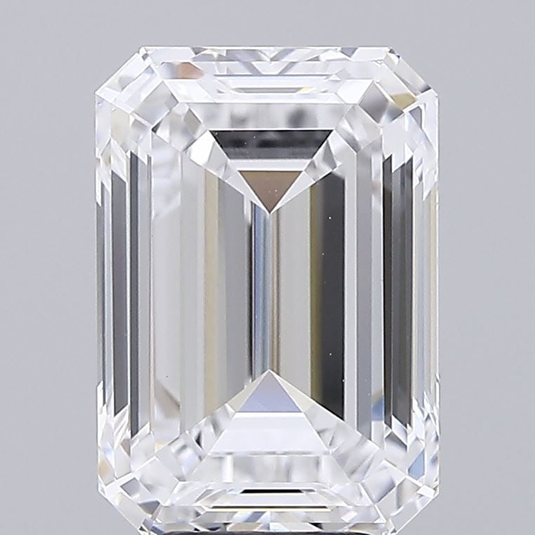 Loose Lab Diamond - GIA Emerald 5.11ct D VVS2: Loose Lab Diamond - GIA Emerald 5.11ct D VVS2 Experience the unparalleled brilliance of a lab-grown diamond, certified by the prestigious GIA as an Emerald 5.11ct D VVS2. This exceptional stone boasts