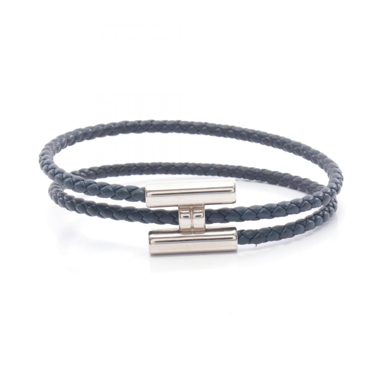 Hermes Charm Bracelet with Leather and Stainless Steel: Hermes Charm Bracelet with Leather and Stainless Steel Elevate your style with the iconic Hermes charm bracelet, expertly combining sleek stainless steel and supple leather in a timeless navy hue. Thi