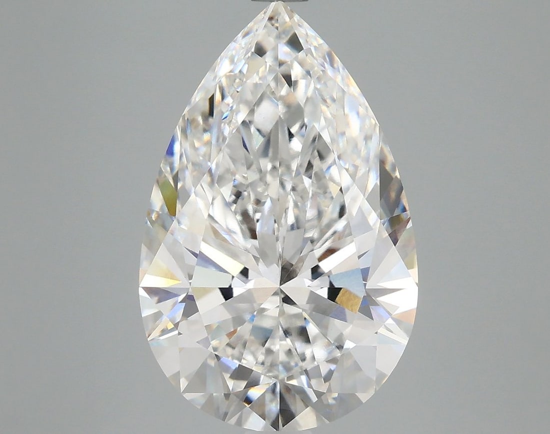 Loose Lab Diamond - IGI Pear 6.08ct E VVS2: Loose Lab Diamond - IGI Pear 6.08ct E VVS2 A rare and exceptional lab-grown diamond, this IGI-certified pear-shaped gem boasts an impressive 6.08 carats of unparalleled brilliance, with a color grade
