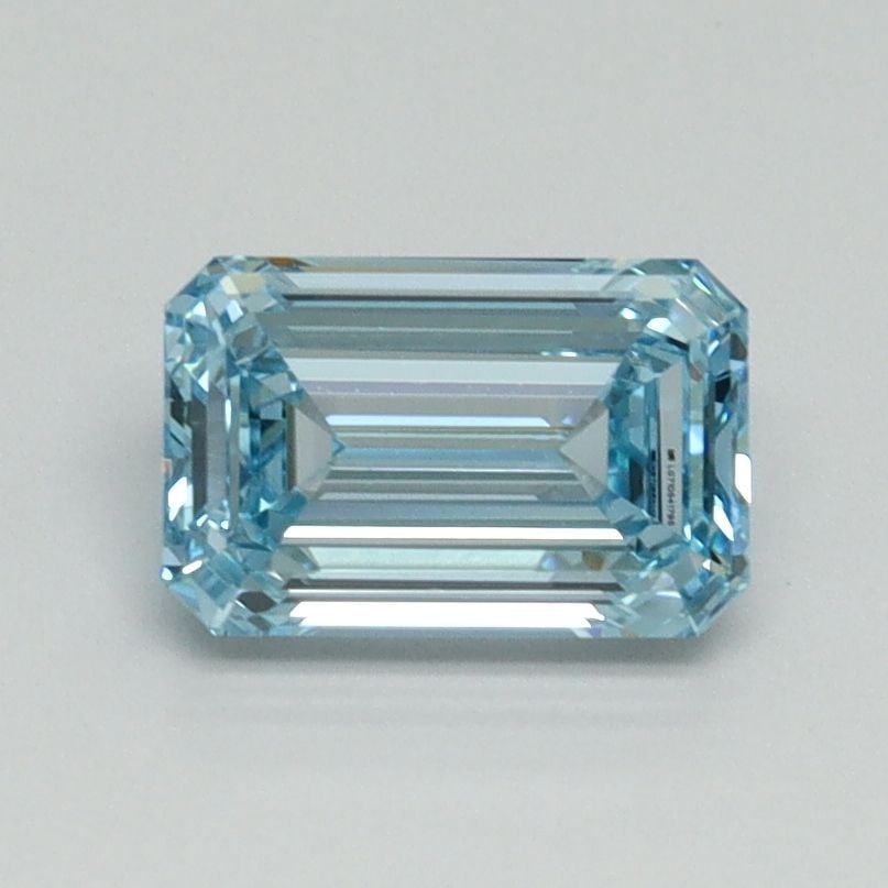 Loose Lab Diamond - IGI Emerald 1.02ct Fancy Intense Blue VVS2: Loose Lab Diamond - IGI Emerald 1.02ct Fancy Intense Blue VVS2 Experience the breathtaking beauty of a lab-grown diamond, certified by IGI as an Emerald 1.02ct Fancy Intense Blue VVS2. This exquisite