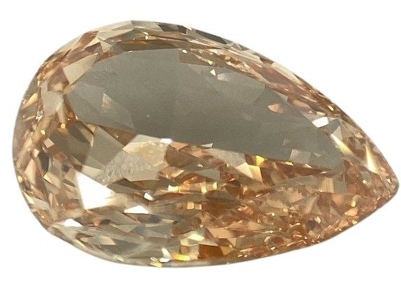 Loose Lab Diamond - Other 4.95ct Champagne VVS2: Loose Lab Diamond - Other 4.95ct Champagne VVS2 A rare and exceptional loose lab diamond, weighing 4.95 carats, boasts an unparalleled champagne hue and VVS2 clarity, giving it a radiant and sophistic