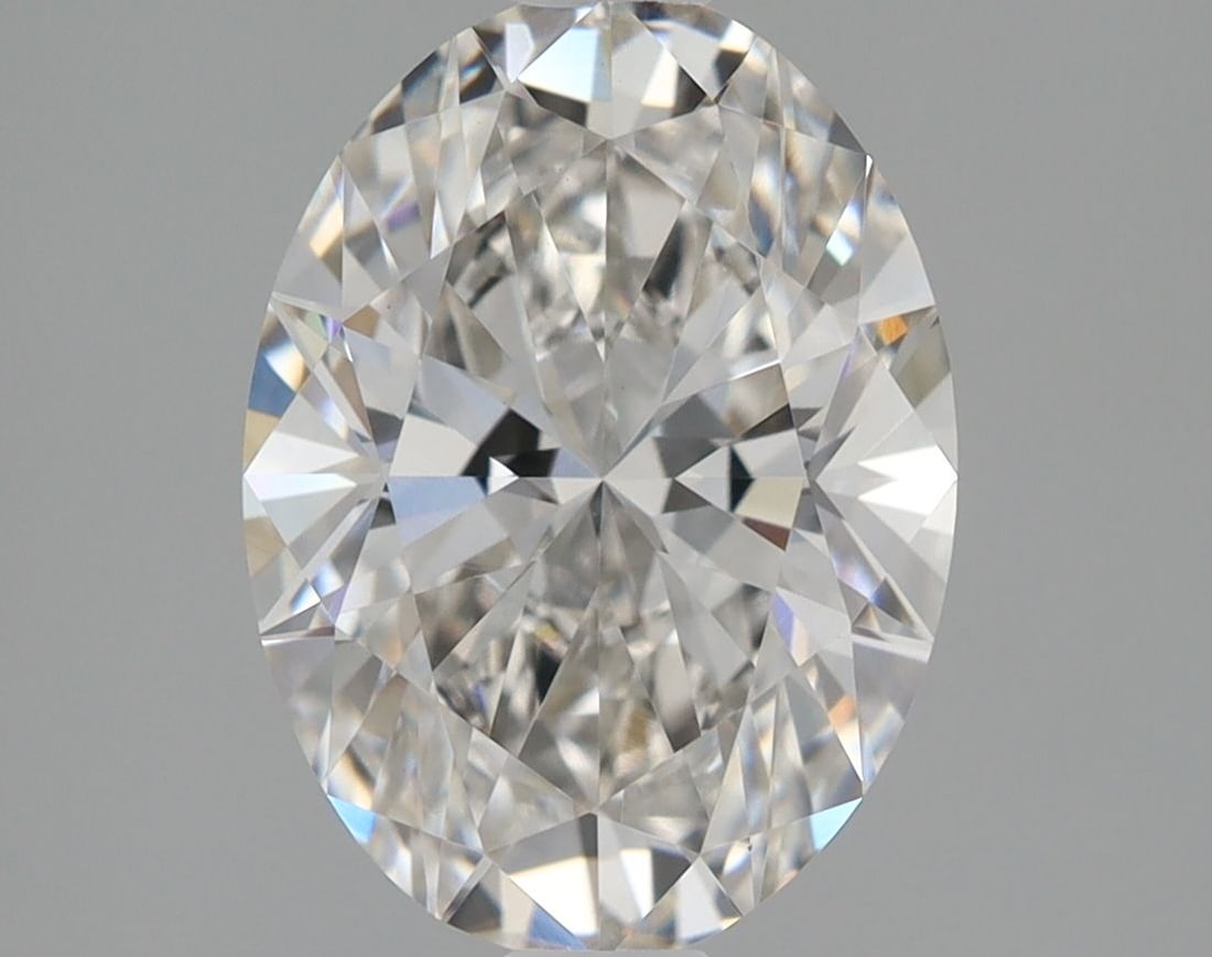 IGI Oval 1.94ct H VVS2 Diamond: IGI Oval 1.94ct H VVS2 Diamond Experience the exceptional beauty of this 1.94ct IGI Oval diamond, boasting an impressive VVS2 clarity and EX polish for maximum brilliance. Grown in a lab with unparall
