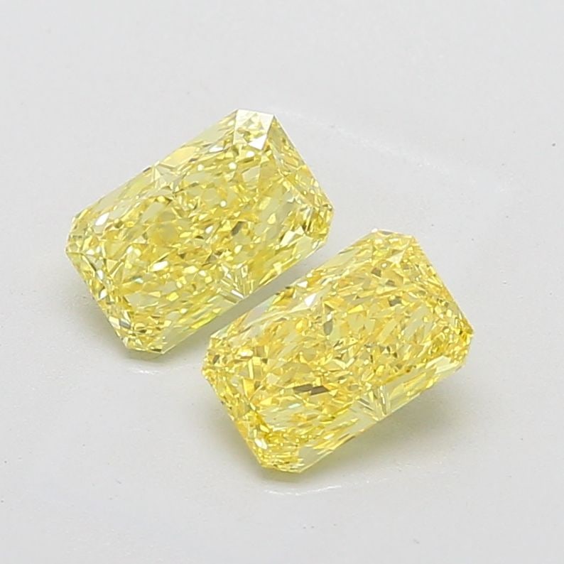 IGI Radiant 1.14ct Fancy Vivid Yellow VVS2 Loose Lab Diamond: IGI Radiant 1.14ct Fancy Vivid Yellow VVS2 Loose Lab Diamond Experience the exceptional brilliance of this 1.14ct Fancy Vivid Yellow VVS2 loose lab diamond, boasting an EX polish and symmetry that sho