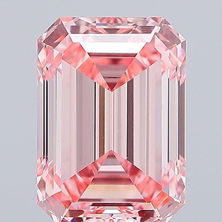 Loose Lab Diamond - IGI Emerald 4.05ct Fancy Vivid Pink VVS2: Loose Lab Diamond - IGI Emerald 4.05ct Fancy Vivid Pink VVS2 Experience the rare beauty of a lab-grown diamond, certified by the International Gemological Institute (IGI) as a Fancy Vivid Pink gemston