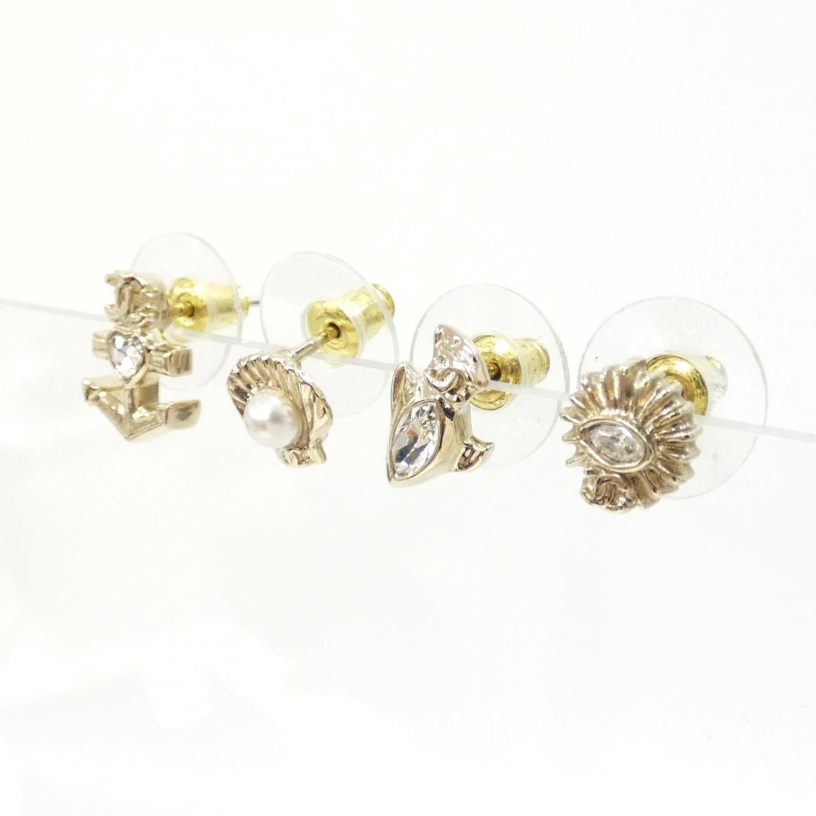 Earrings Chanel Stud - 2