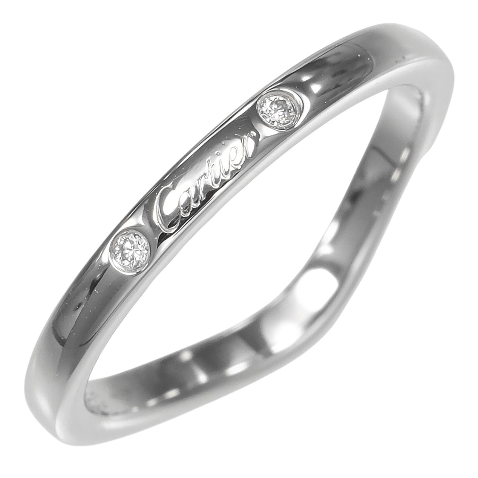 Cartier Platinum 950 Band Ring: Cartier Platinum 950 Band Ring A stunning Cartier Platinum 950 band ring, adorned with a beautiful diamond stone, adds a touch of luxury to any outfit. With its sleek platinum 950 construction and sle