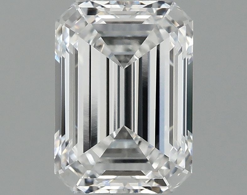 Loose Lab Diamond - IGI Emerald 1.1ct D VVS2: Loose Lab Diamond - IGI Emerald 1.1ct D VVS2 A rare and exceptional lab-grown diamond, certified by the International Gemological Institute (IGI) as an IGI Emerald, boasts a stunning D color grade and