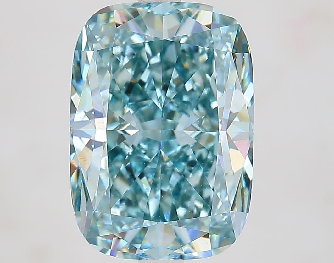 Loose Lab Diamond - IGI Cushion Modified 5.1ct Fancy Vivid Green VVS2: Loose Lab Diamond - IGI Cushion Modified 5.1ct Fancy Vivid Green VVS2 Experience the rare beauty of a Fancy Vivid Green lab diamond, certified by IGI and boasting exceptional clarity (VVS2) and polish