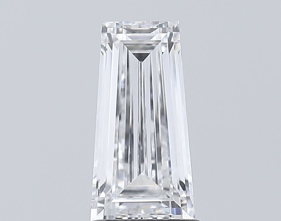 IGI Tapered Baguette 1.58ct E VVS2 Loose Lab Diamond: IGI Tapered Baguette 1.58ct E VVS2 Loose Lab Diamond Experience the unparalleled brilliance of a lab-grown diamond, certified by IGI as E color, VVS2 clarity, and EX polish, making it a true gem for