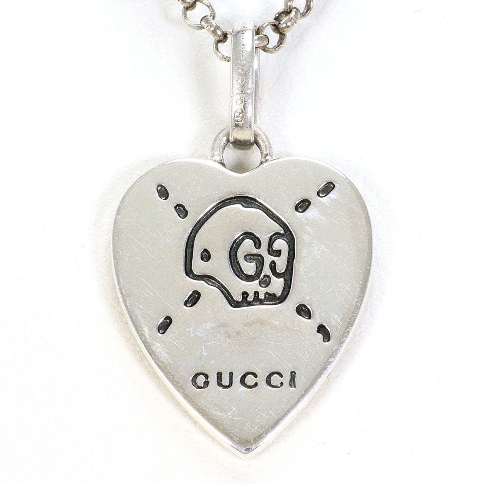 Gift Wrapping - Gucci Ghost Heart Sterling Silver Necklace - Approx. 50cm - Total Weight: 9.5g -: Gift Wrapping - Gucci Ghost Heart Sterling Silver Necklace - Approx. 50cm - Total Weight: 9.5g - Free Shipping - Like New Elevate your style with the Gucci Ghost Heart Sterling Silver Necklace, boasti