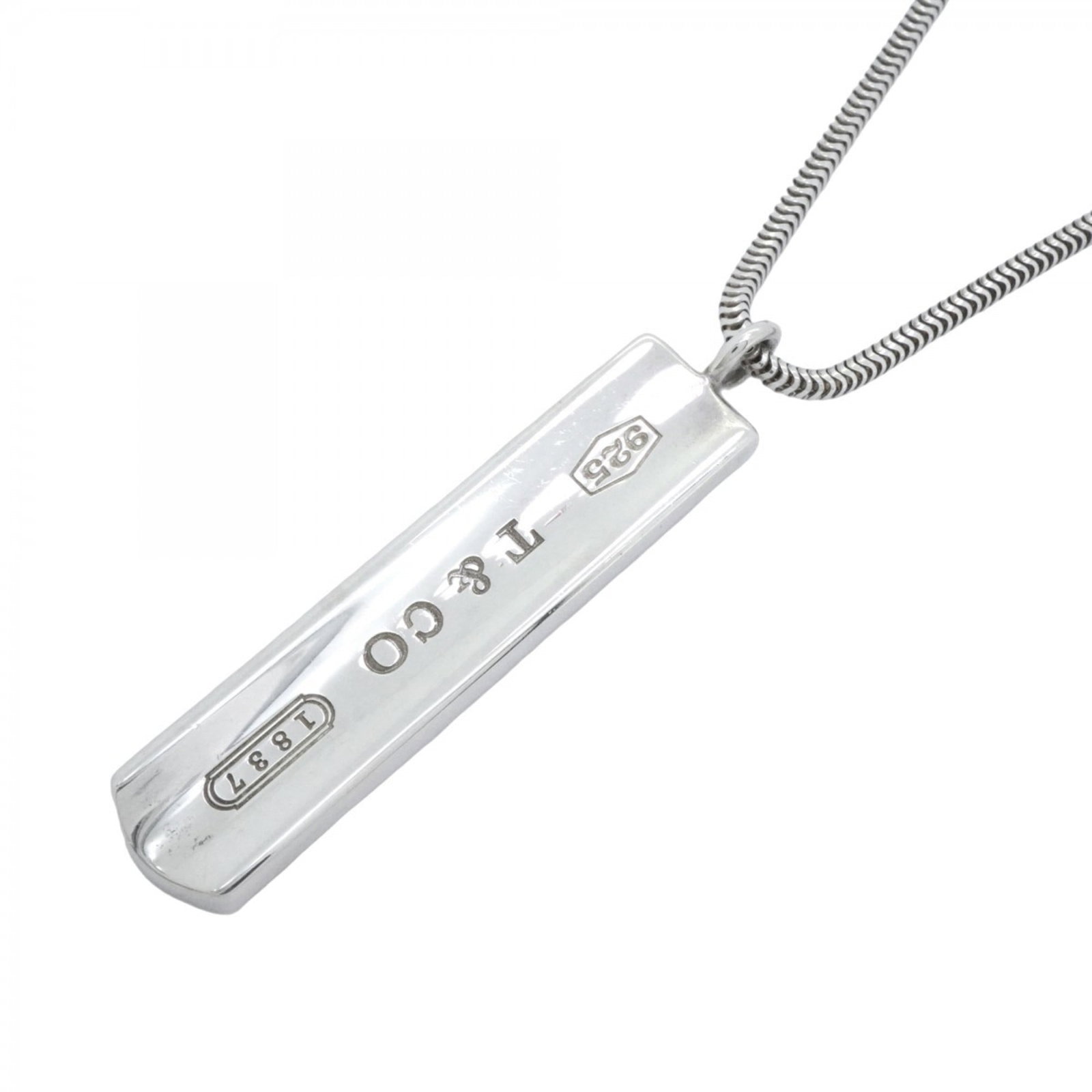 Women's - Tiffany Narrow Bar Necklace - Silver 925: Women's - Tiffany Narrow Bar Necklace - Silver 925 A timeless piece from Tiffany & Co., this narrow bar necklace boasts sleek silver 925 details and a classic design that adds sophistication to any ou