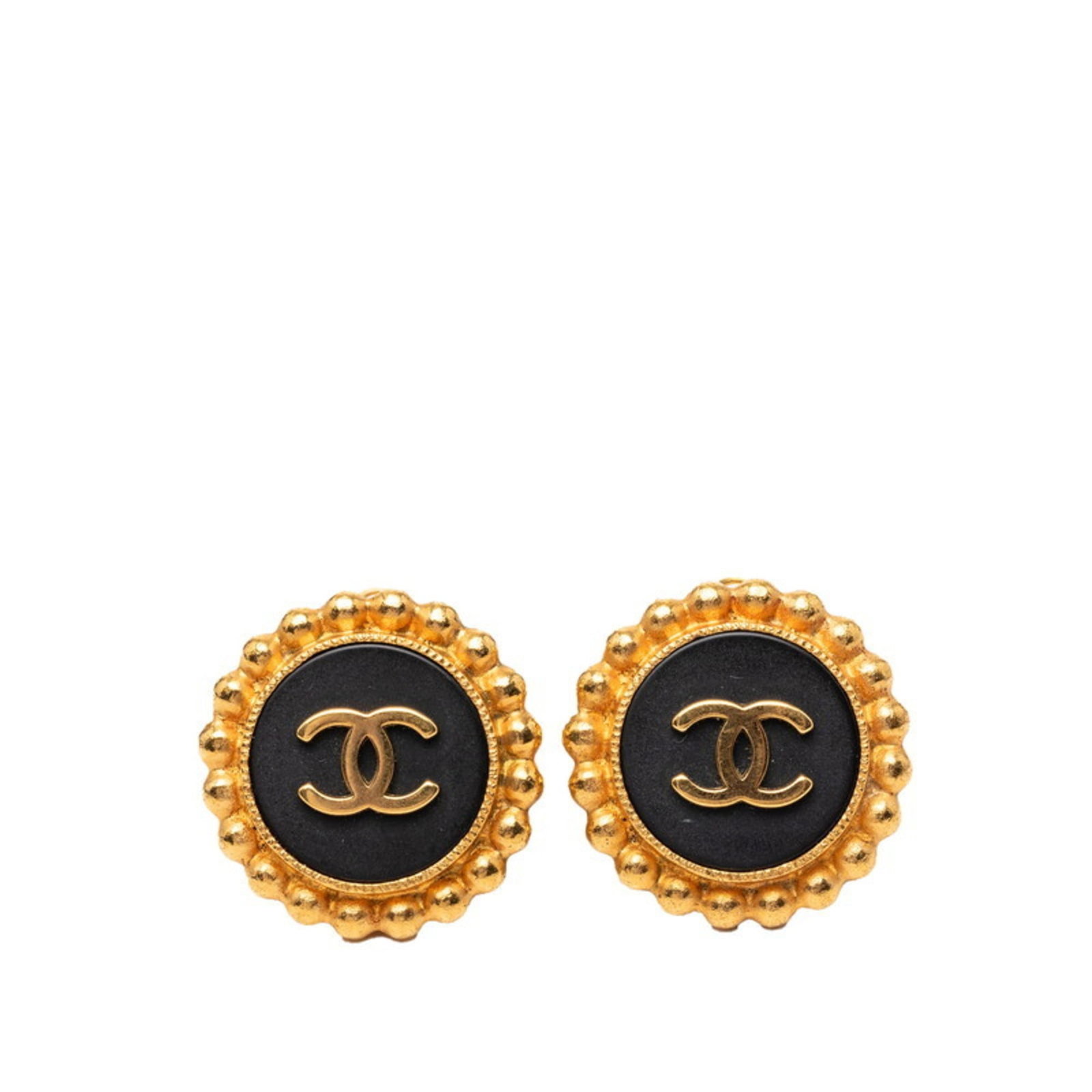 Earrings Chanel Clip: Earrings Chanel Clip Add a touch of timeless elegance to your outfit with these authentic Chanel clip earrings, boasting the iconic interlocking CC logo in sleek black and gold tones. Made from