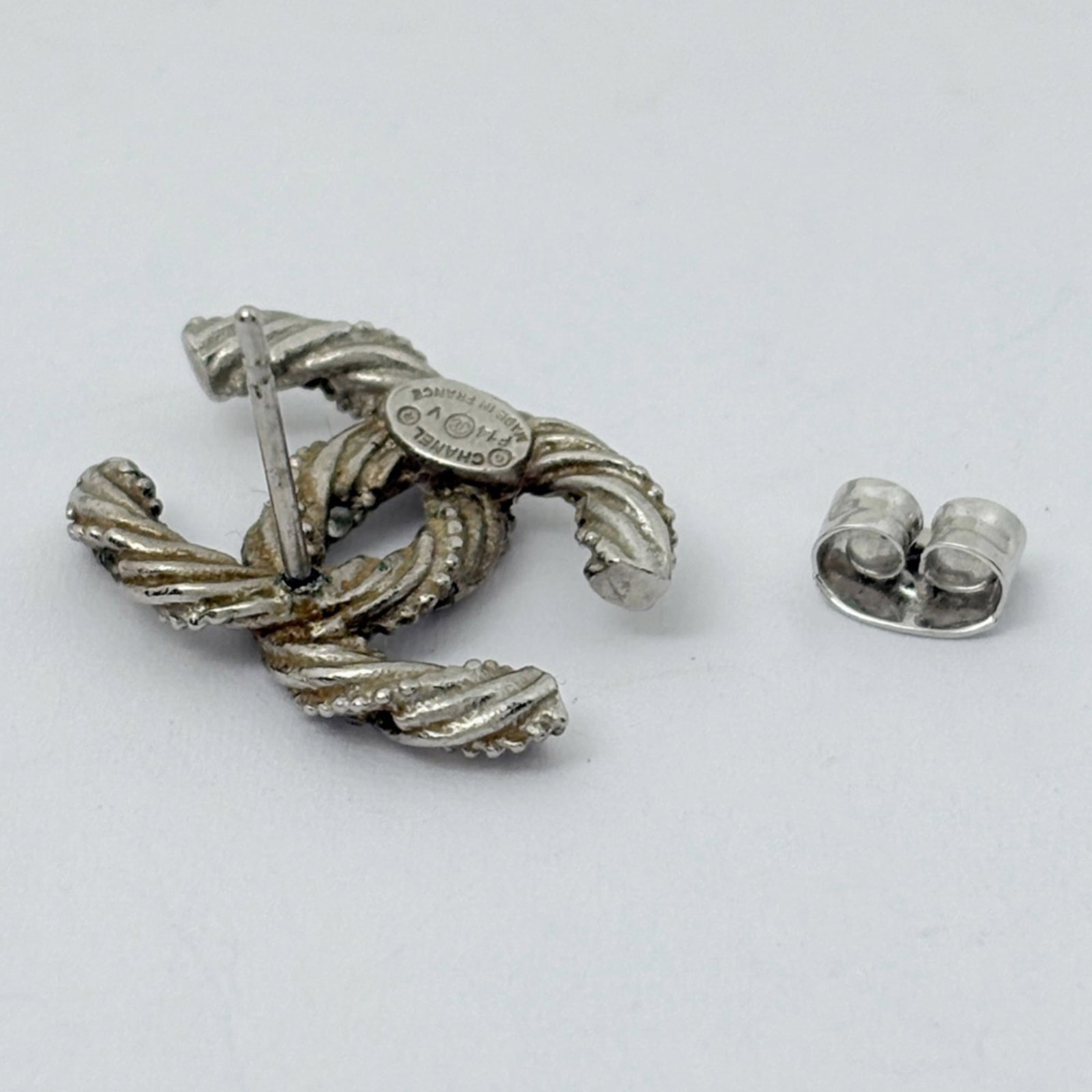 Earrings Chanel Stud - 3