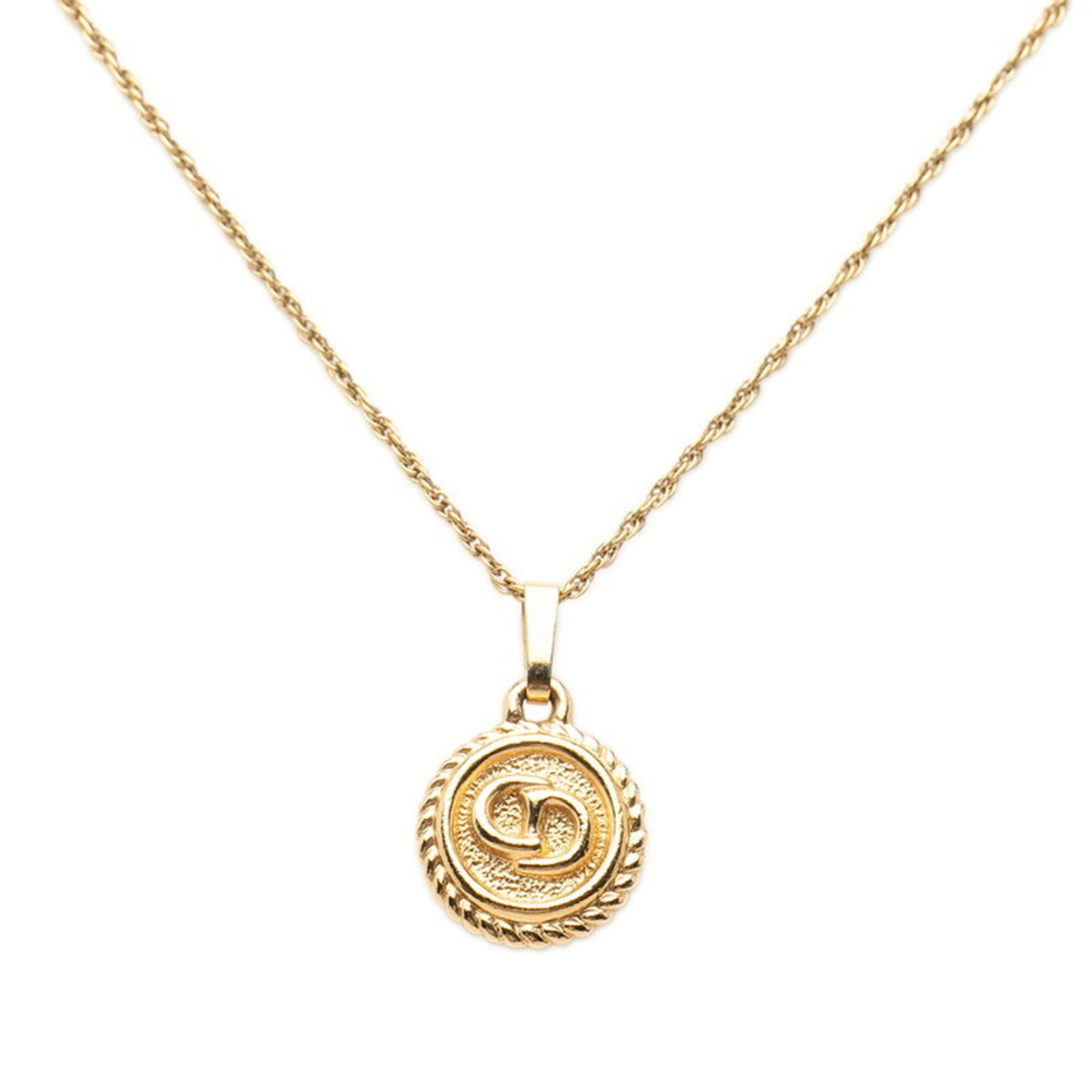 Christian Dior CD Logo Vintage Circle Round Pendant Necklace in Gold Plated: Christian Dior CD Logo Vintage Circle Round Pendant Necklace in Gold Plated Elevate your style with the iconic Christian Dior CD Logo Vintage Circle Round Pendant Necklace in Gold Plated, a timeless p