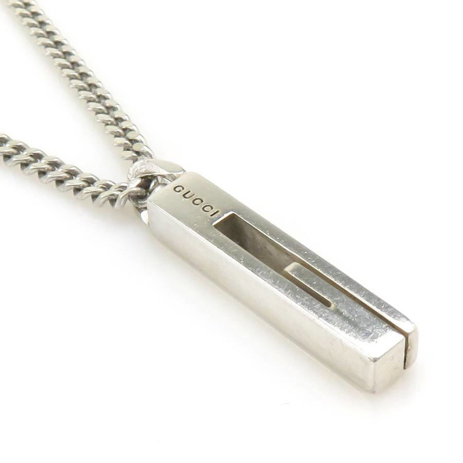 Gucci 925 Silver Necklace for Men & Women, Free Shipping: Gucci 925 Silver Necklace for Men & Women, Free Shipping Elevate your style with the iconic Gucci 925 Silver Necklace, perfect for both men and women who crave sophistication. This timeless piece boas
