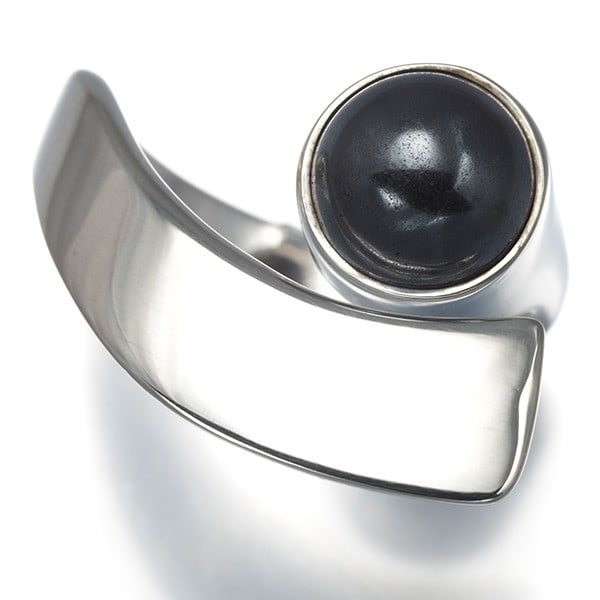 Silver Georg Jensen Ring Hematite Hah Us5.25-5.5 925 Sterling: Silver Georg Jensen Ring Hematite Hah Us5.25-5.5 925 Sterling A stunning Georg Jensen ring, crafted from 925 sterling silver and set with a beautiful natural hematite stone, adds an air of sophisticat