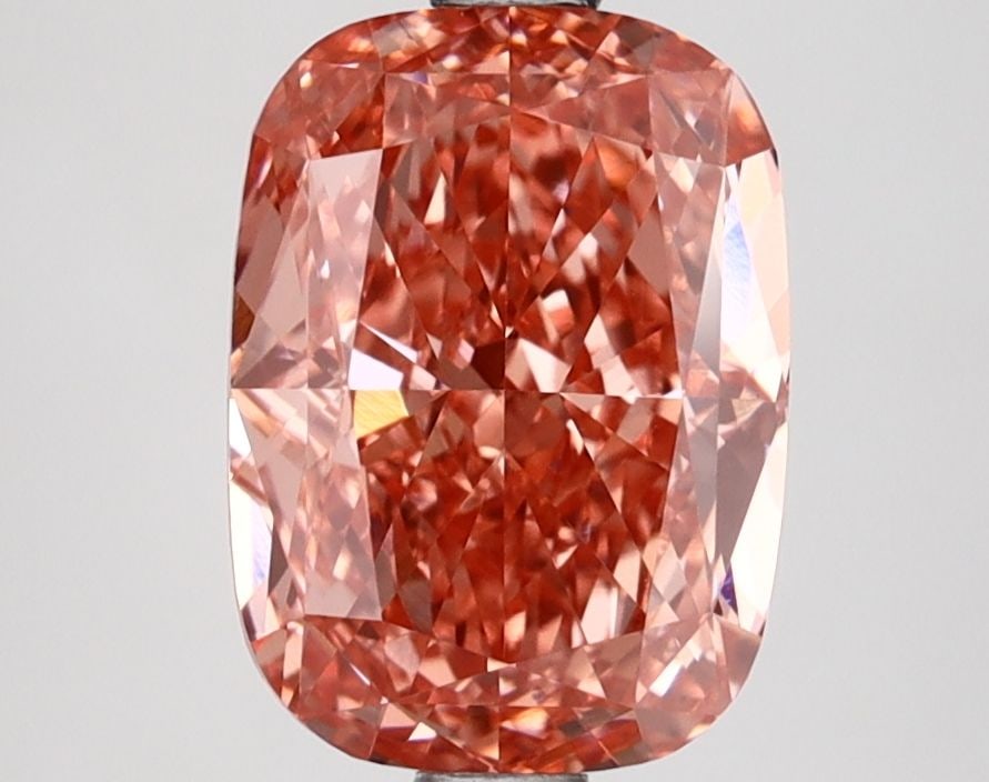 Vivid Pink VVS2 2.69ct Loose IGI Modified Fancy Cushion Lab Diamond: Vivid Pink VVS2 2.69ct Loose IGI Modified Fancy Cushion Lab Diamond A stunning Vivid Pink Fancy Cushion cut lab diamond, certified by the International Gemological Institute (IGI), boasts exceptional