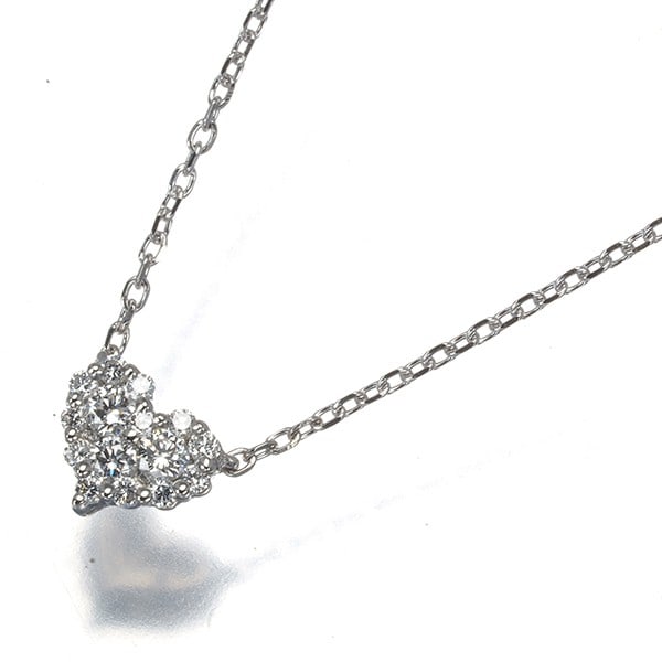 Platinum Vendome Necklace Diamond 0.13Ct Heart Paved 950 850: Platinum Vendome Necklace Diamond 0.13Ct Heart Paved 950 850 Elevate your style with the stunning Platinum Vendome Necklace, showcasing a 0.13ct natural diamond at its center. Crafted from high-qualit
