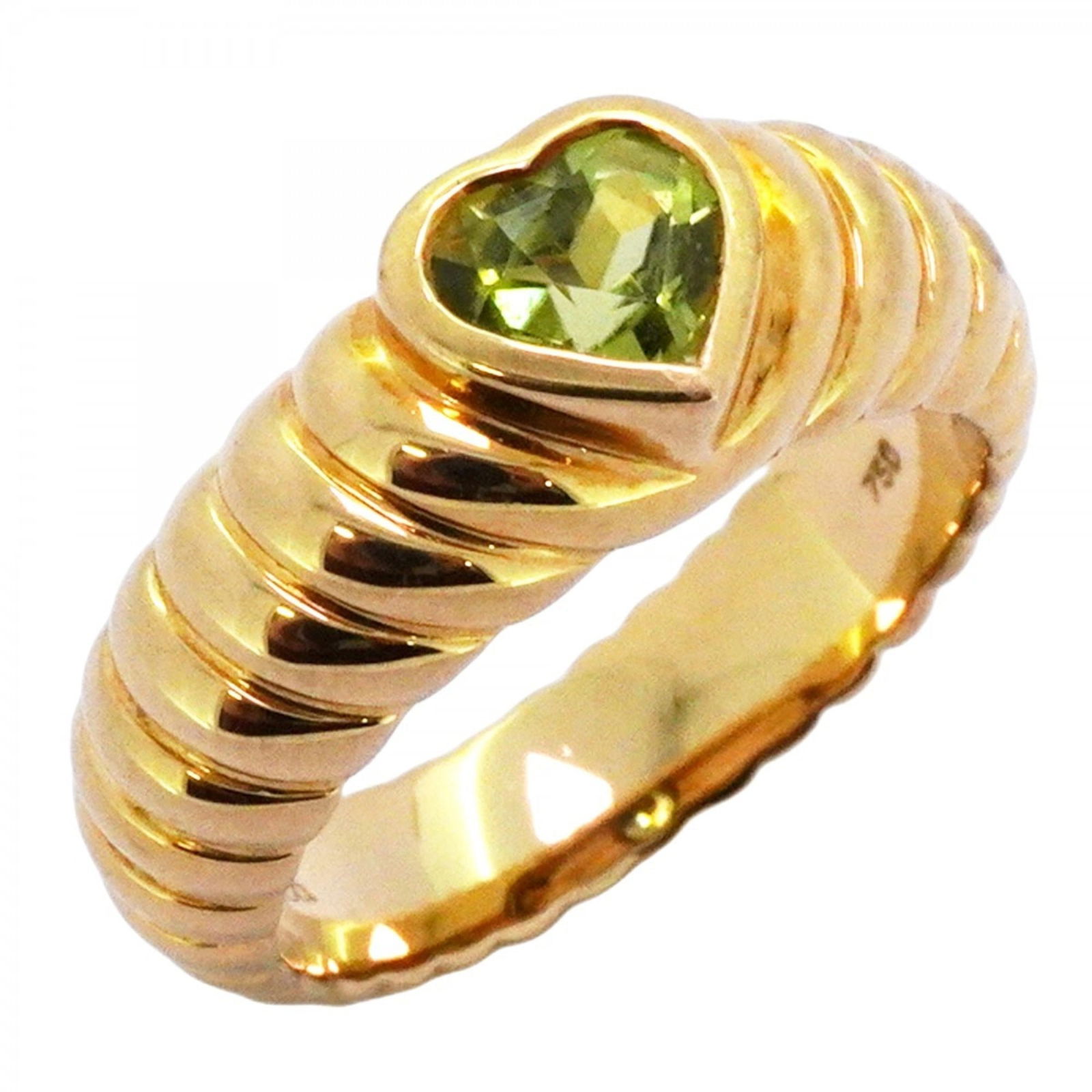 (18K) Tiffany Band Ring Yellow Gold: (18K) Tiffany Band Ring Yellow Gold A stunning 18K yellow gold band ring from Tiffany, adorned with a vibrant peridot stone, adds a touch of elegance to any outfit. The classic design and high-quality