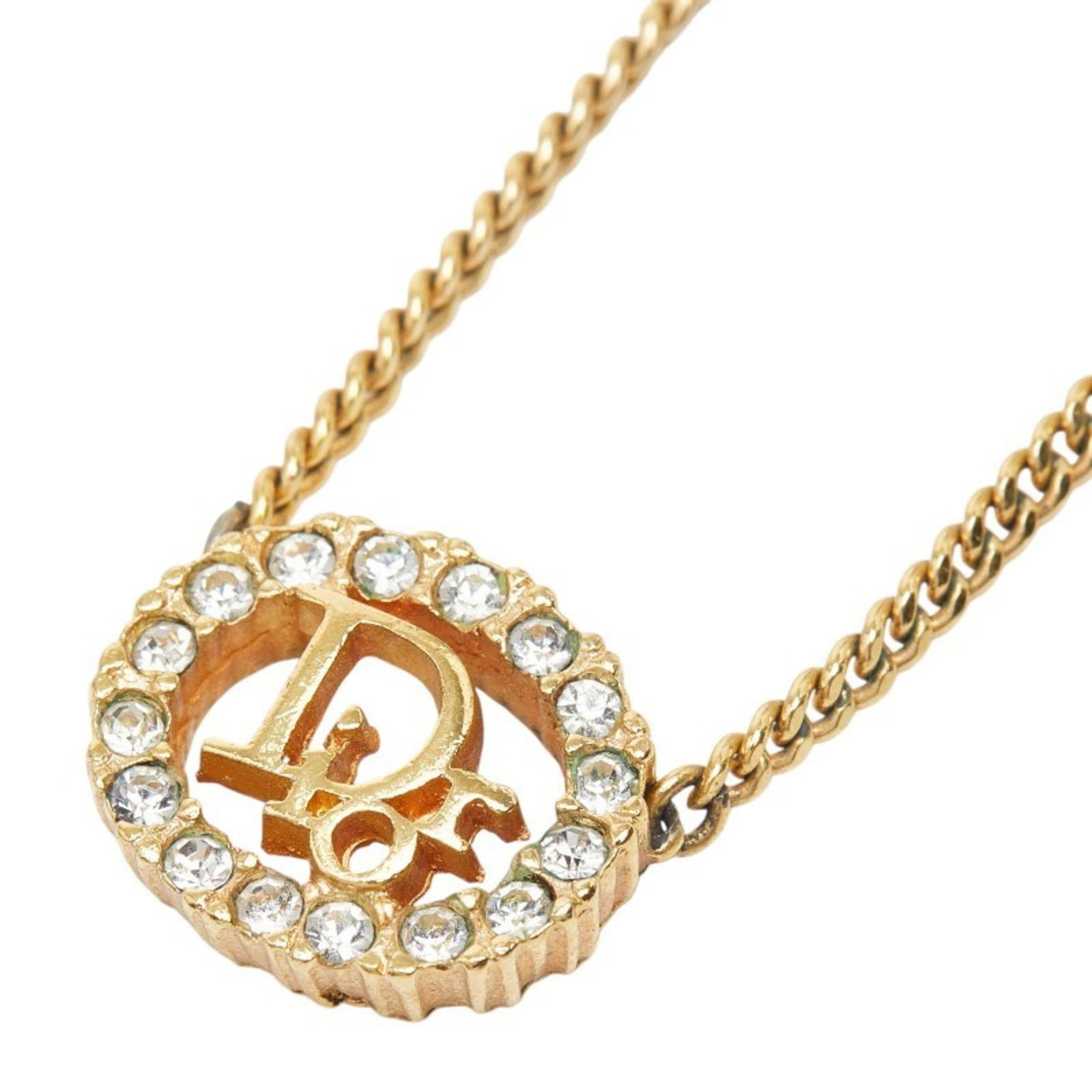 for women - Christian Dior logo rhinestone necklace - gold plated: for women - Christian Dior logo rhinestone necklace - gold plated Elevate your style with the iconic Christian Dior logo rhinestone necklace, featuring 18k gold plating and a touch of luxury. This stu