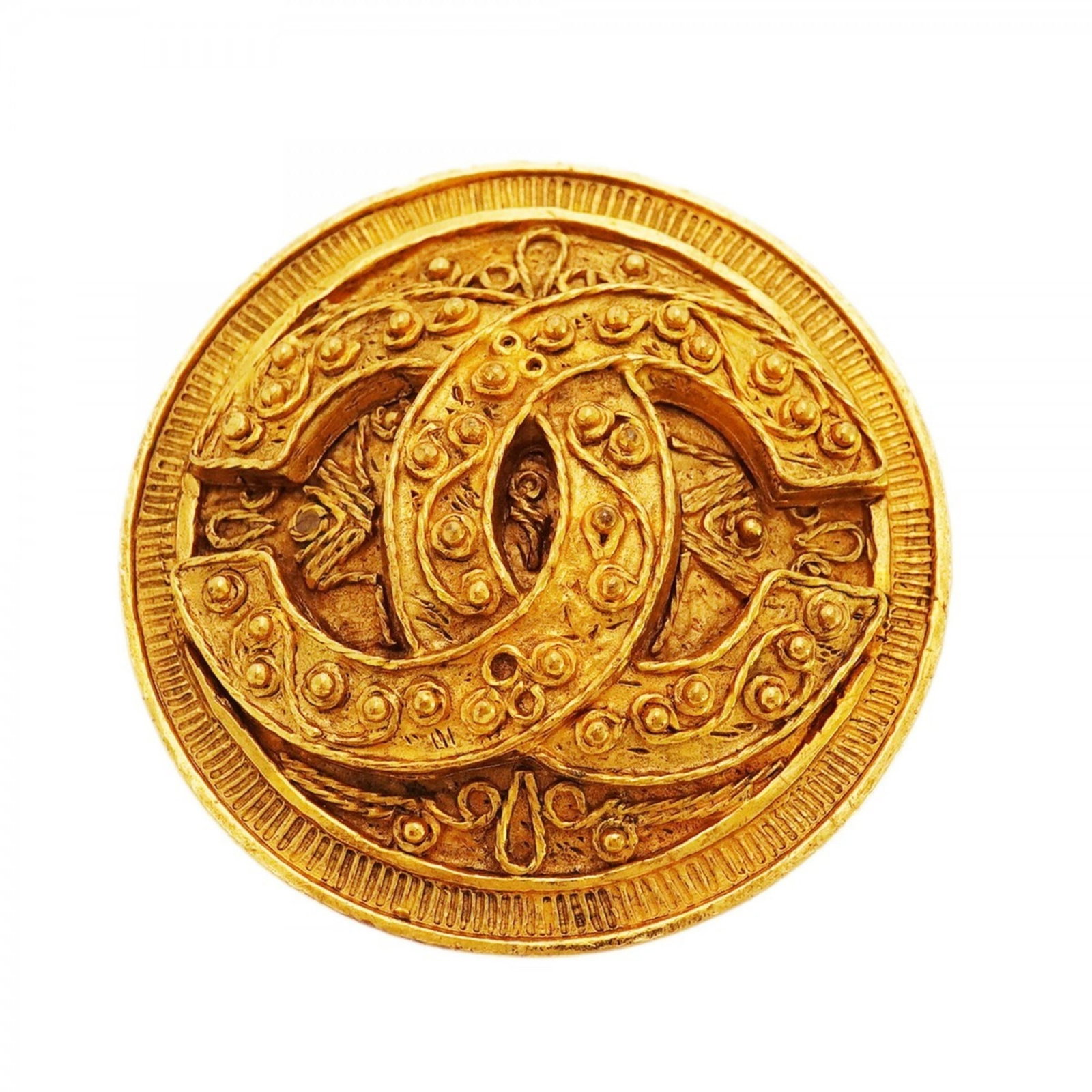 Plating Chanel Brooch Gold: Plating Chanel Brooch Gold A stunning Chanel brooch, expertly plated in gold for a luxurious finish, adds a touch of sophistication to any outfit. With its compact 4.75cm size and elegant design, this