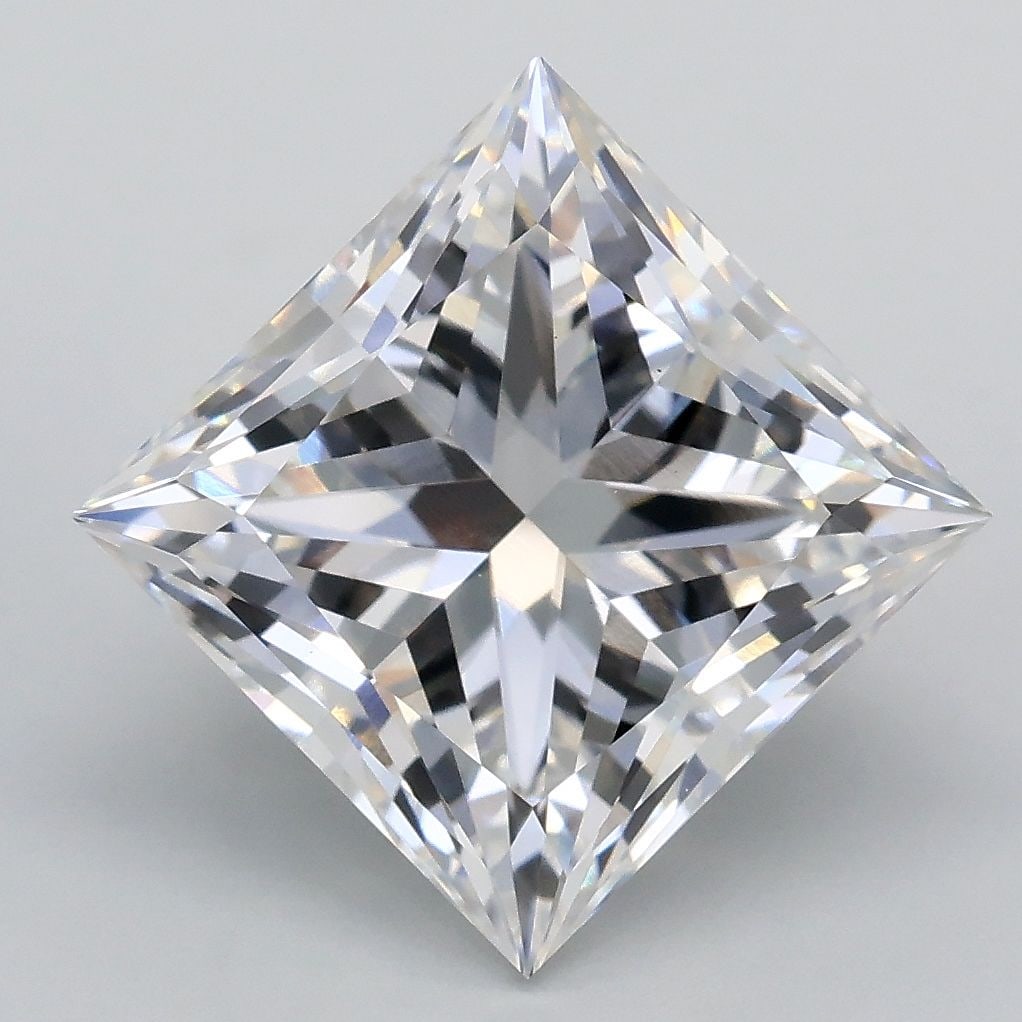 IGI Princess 4.0ct E VVS2 Loose Lab Diamond: IGI Princess 4.0ct E VVS2 Loose Lab Diamond A stunning IGI-certified lab diamond, weighing 4.0 carats and boasting exceptional clarity with an E color grade and VVS2 cut quality, making it a rare and