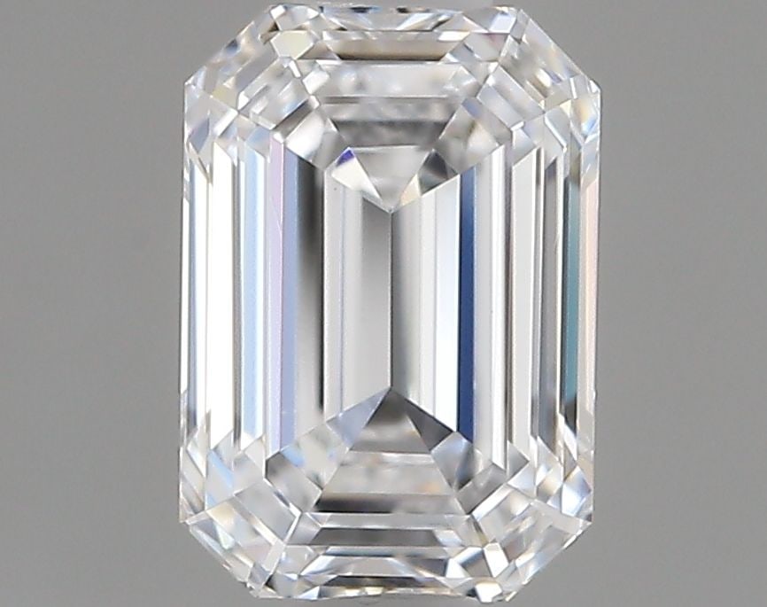 Loose Lab Diamond - IGI Emerald 1.01ct D VVS2: Loose Lab Diamond - IGI Emerald 1.01ct D VVS2 Experience the unparalleled brilliance of a lab-grown diamond, certified by the International Gemological Institute (IGI) as D color and VVS2 clarity, boa