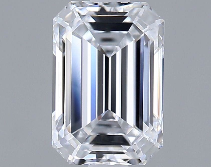 Loose Lab Diamond - IGI Emerald 1.52ct D VVS2: Loose Lab Diamond - IGI Emerald 1.52ct D VVS2 A rare and exceptional lab-grown diamond, certified by the International Gemological Institute (IGI), boasts an impressive 1.52 carats of flawless VVS2 cl