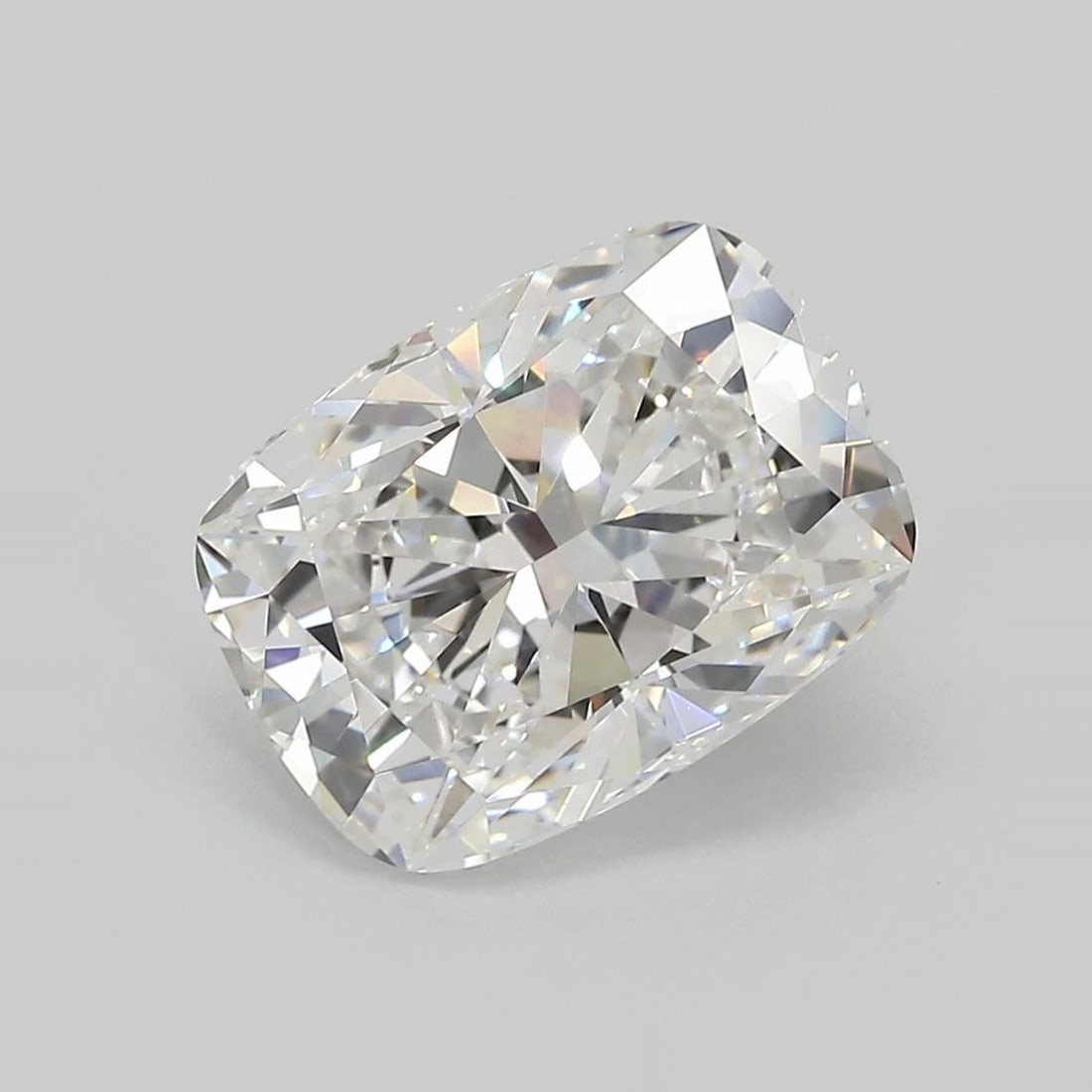 IGI Cushion Modified 4.29ct E VVS2 Loose Lab Diamond: IGI Cushion Modified 4.29ct E VVS2 Loose Lab Diamond Experience the beauty of nature with this stunning 4.29ct IGI-certified lab-grown diamond, boasting exceptional clarity (VVS2) and color (E), makin