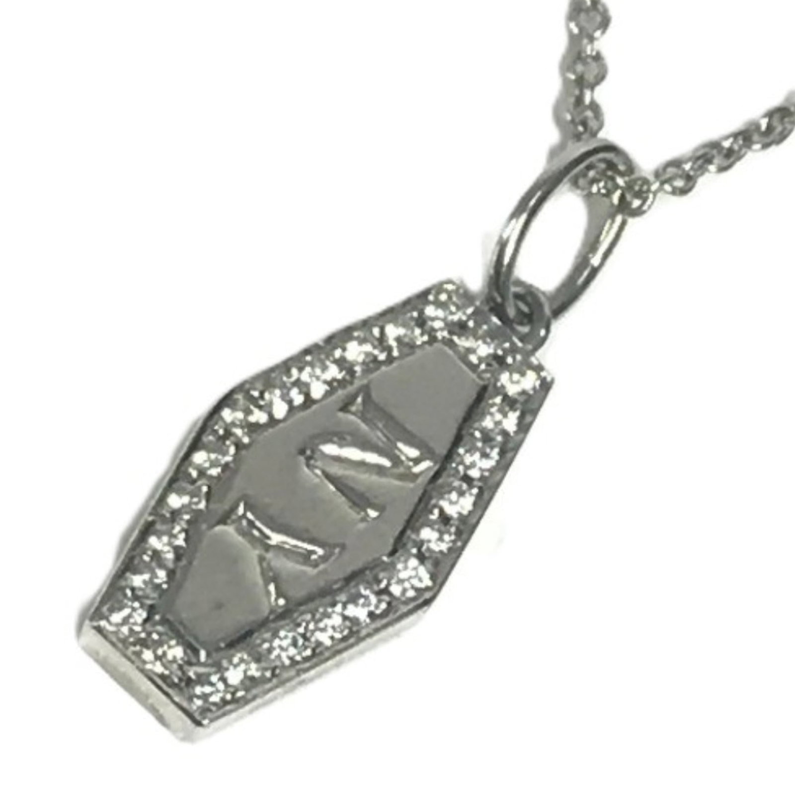 TIFFANY & Co. Platinum NY Plate Diamond New York Jewelry Accessory Chain Necklace, Pt950, Women's,: TIFFANY & Co. Platinum NY Plate Diamond New York Jewelry Accessory Chain Necklace, Pt950, Women's, Silver A stunning Tiffany & Co. Platinum NY Plate Diamond chain necklace, adorned with a 4g diamond,