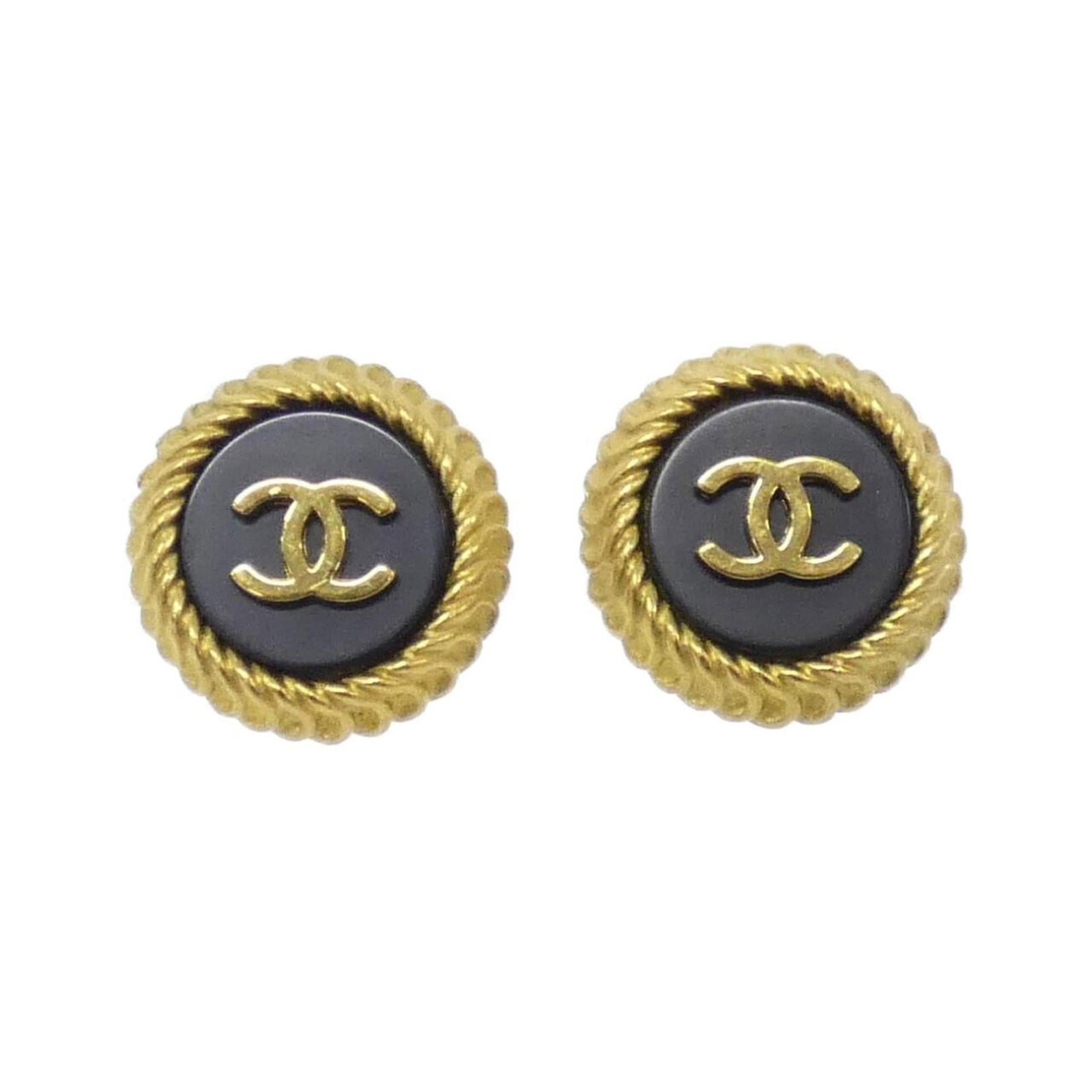 Earrings Chanel Clip: Earrings Chanel Clip Add a touch of timeless elegance to your outfit with these authentic Chanel clip earrings, boasting the iconic brand's signature black and gold design. With their sleek 22mm x 22m