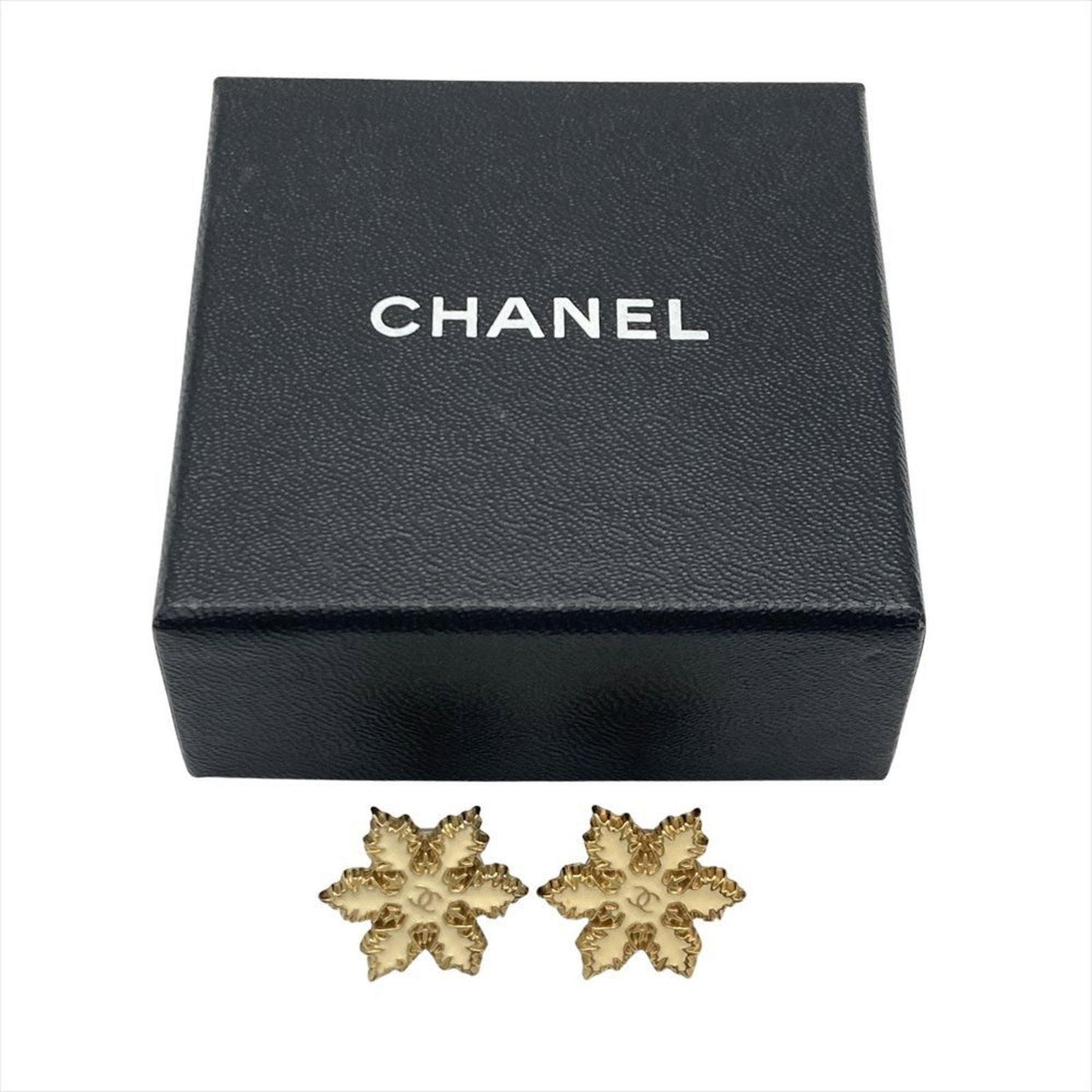 Earrings Chanel Stud - 8