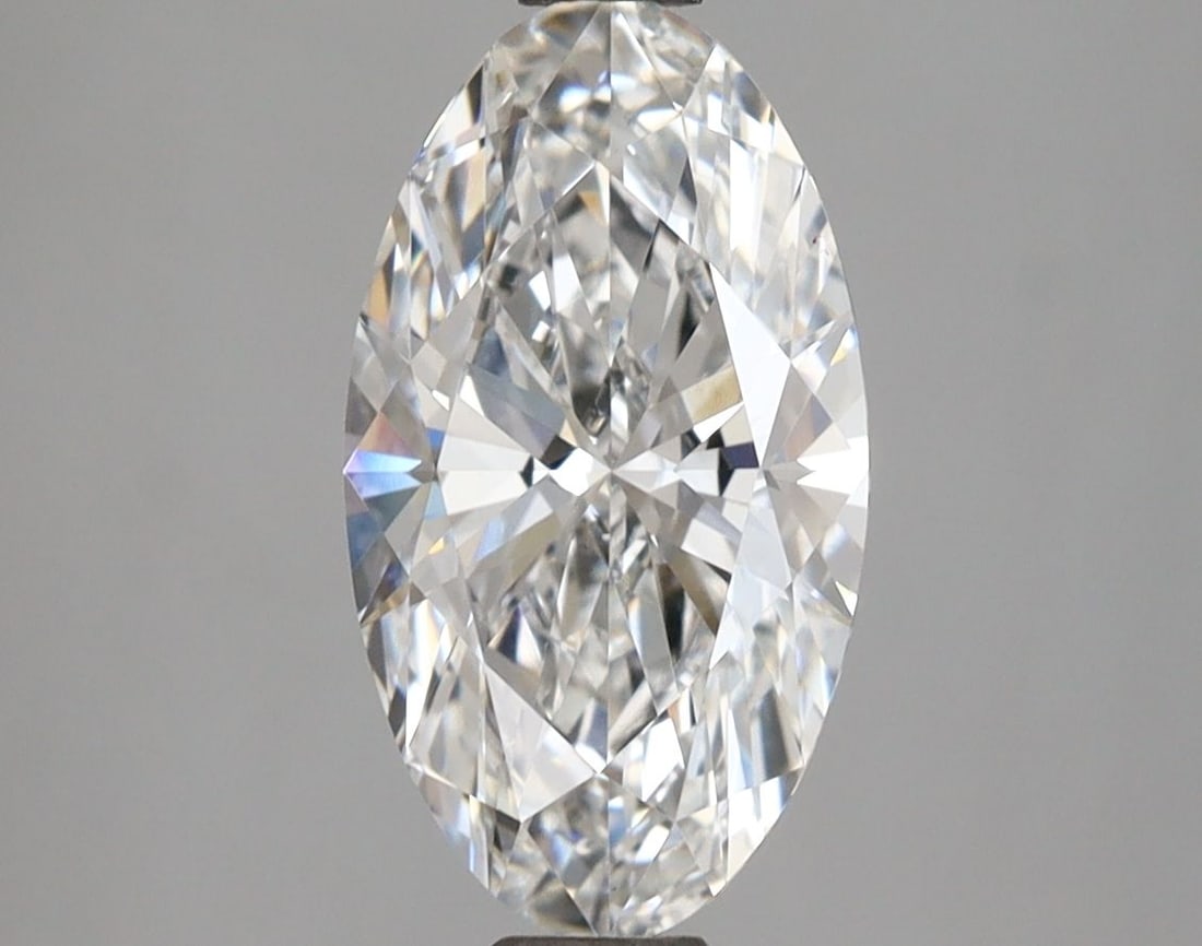 IGI Oval 2.08ct E VVS2 Loose Lab Diamond: IGI Oval 2.08ct E VVS2 Loose Lab Diamond Experience the brilliance of a lab-grown diamond, certified by IGI as 2.08ct E VVS2, with exceptional cut, color, and clarity. This stunning gemstone boasts
