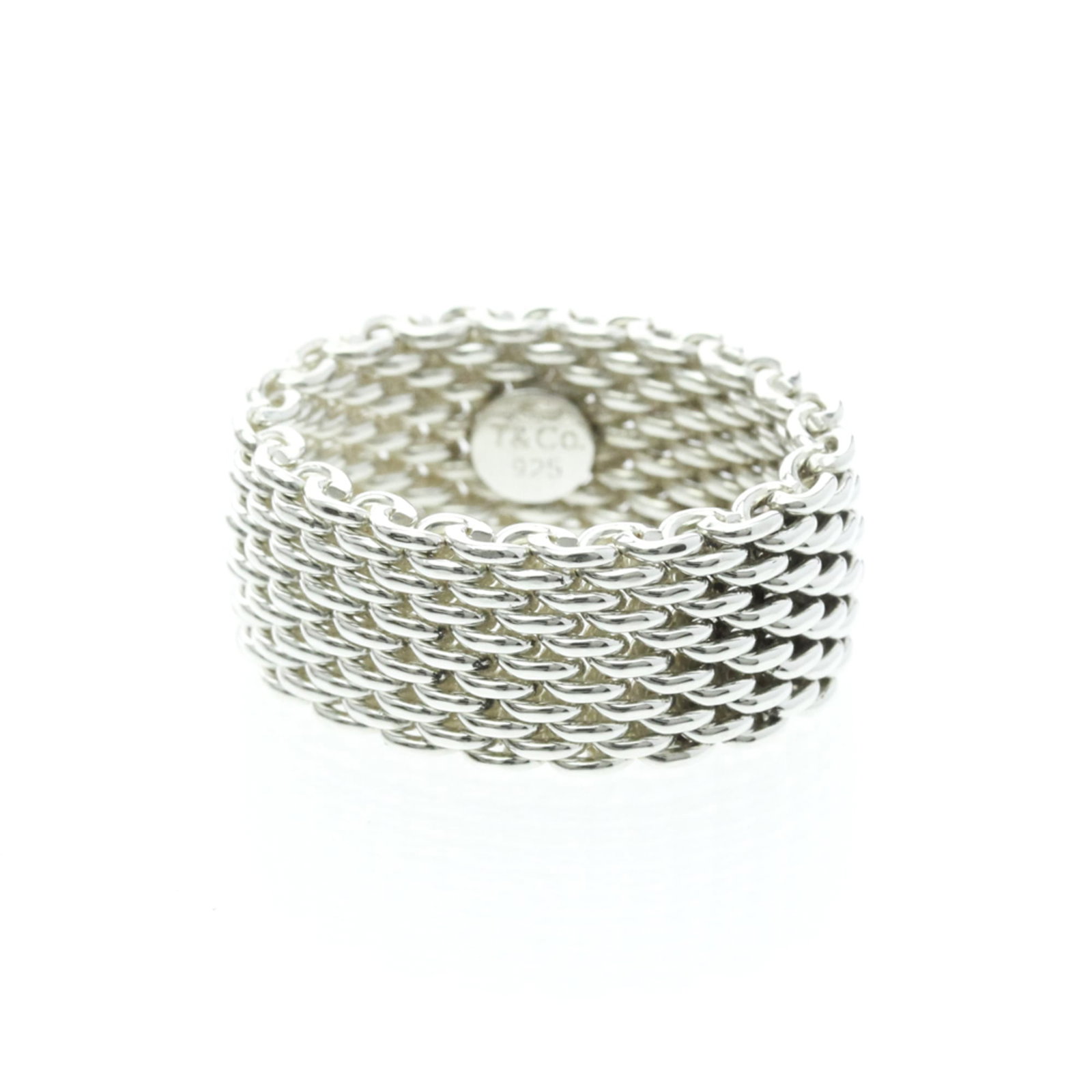 925 Tiffany Band Ring Silver: 925 Tiffany Band Ring Silver A sleek and sophisticated silver band ring from Tiffany, crafted with 925 sterling silver for a durable and luxurious finish. This timeless piece is perfect for everyday w