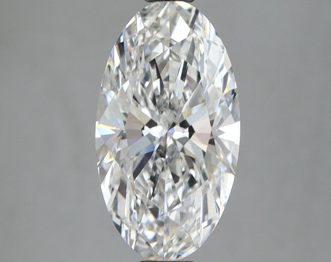 IGI Oval 2.51ct D VVS2 Loose Lab Diamond: IGI Oval 2.51ct D VVS2 Loose Lab Diamond A stunning lab-grown diamond, certified by the International Gemological Institute (IGI), boasts exceptional clarity and color. With its impressive 2.51 carat