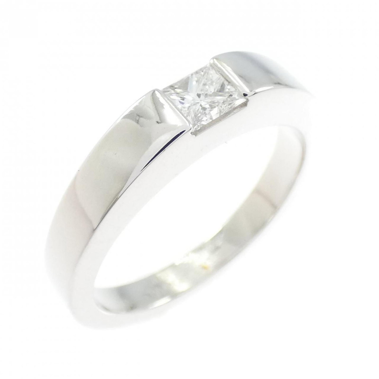 Cartier 18k White Gold Band Ring: Cartier 18k White Gold Band Ring A stunning Cartier band ring in 18k white gold, adorned with a sparkling diamond, adds a touch of timeless elegance to any outfit. With its slender 3.4mm width and com