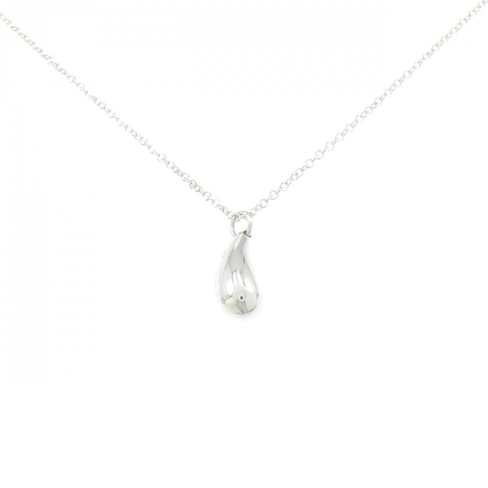 Tiffany Teardrop Necklace: Tiffany Teardrop Necklace Elegant and sophisticated, the Tiffany Teardrop Necklace is a timeless piece that exudes refinement. With its sterling silver 925 construction and delicate teardrop pendant,