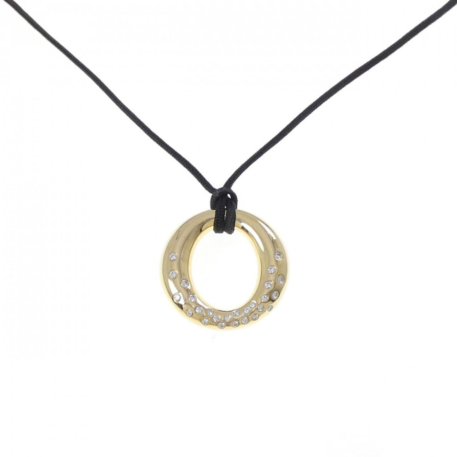 Sebiana Tiffany Necklace: Sebiana Tiffany Necklace This stunning 18K yellow gold Tiffany necklace boasts a beautiful 6.5g diamond pendant, adding a touch of elegance to any outfit. With its classic design and timeless appeal,