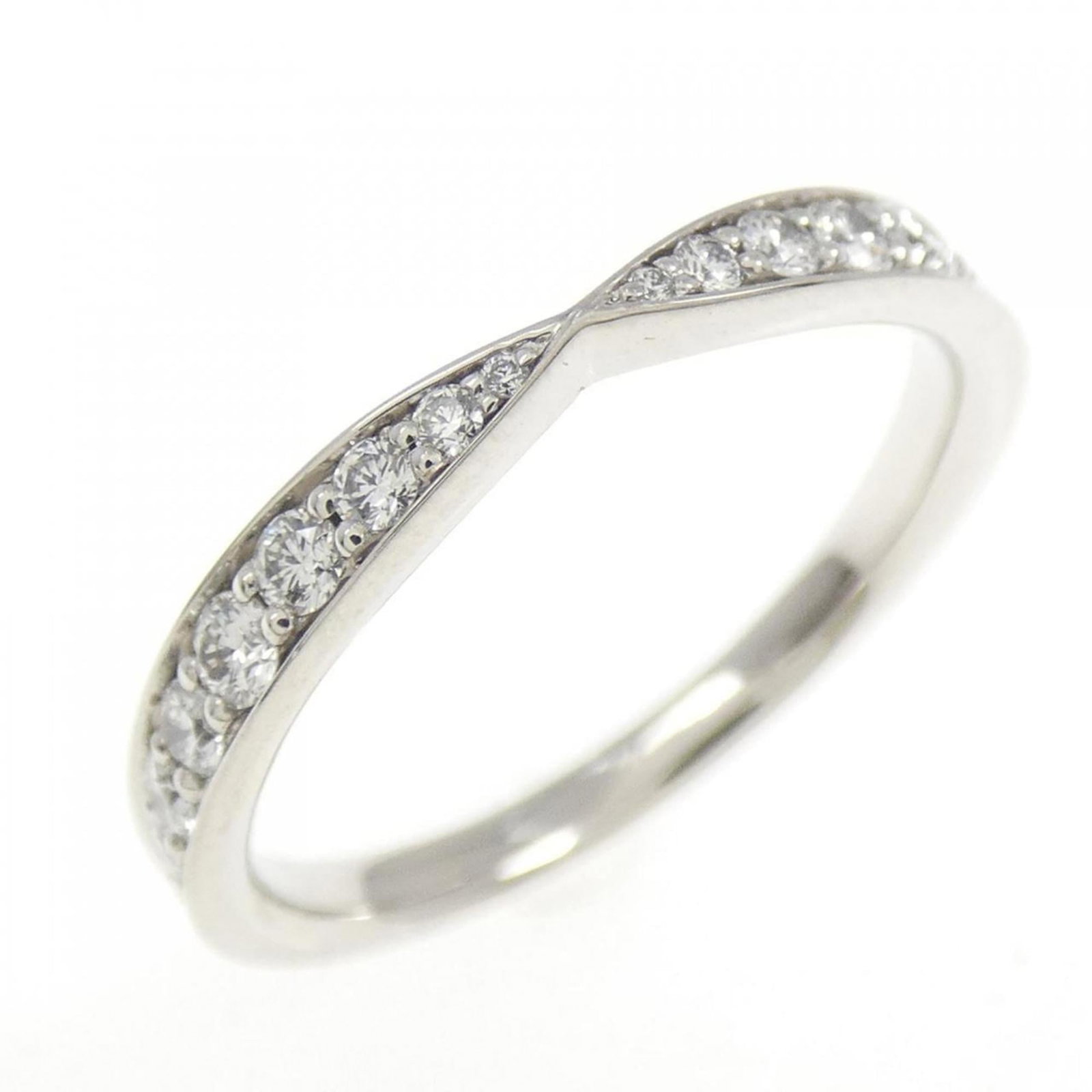 950 Tiffany Band Ring Platinum: 950 Tiffany Band Ring Platinum A stunning 950 Tiffany Band Ring Platinum, showcasing a beautiful diamond stone set in a sleek platinum band, is up for grabs. With its classic design and luxurious feel