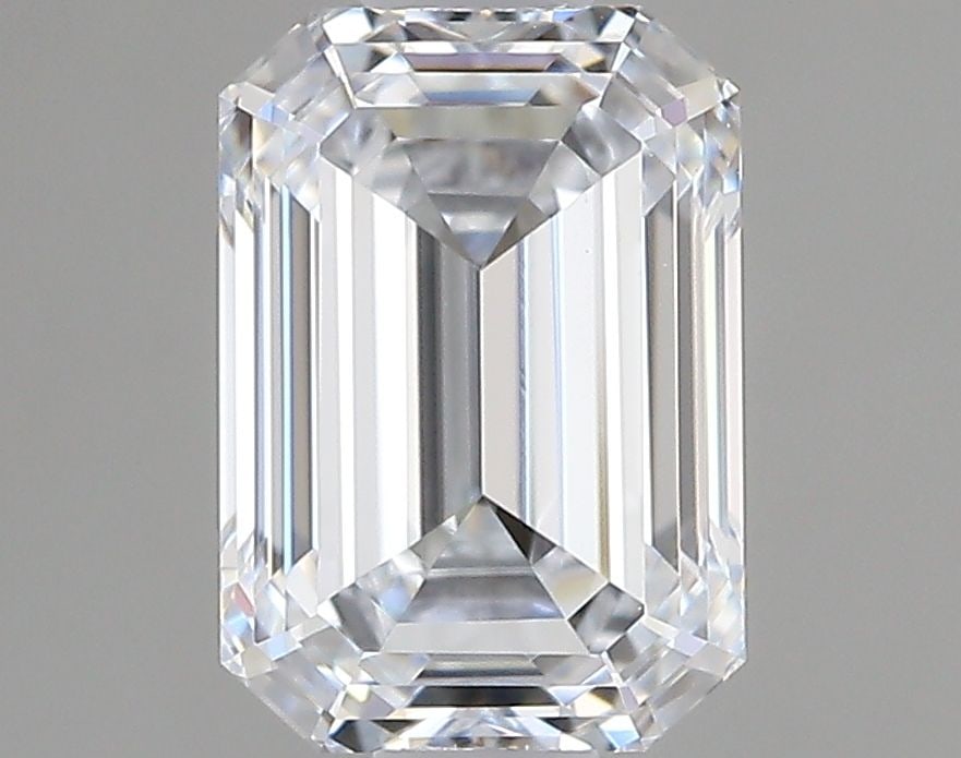 Loose Lab Diamond - IGI Emerald 1.07ct E VVS2: Loose Lab Diamond - IGI Emerald 1.07ct E VVS2 A stunning lab-grown diamond, certified by the International Gemological Institute (IGI), boasts exceptional clarity and color with an E color grade and V