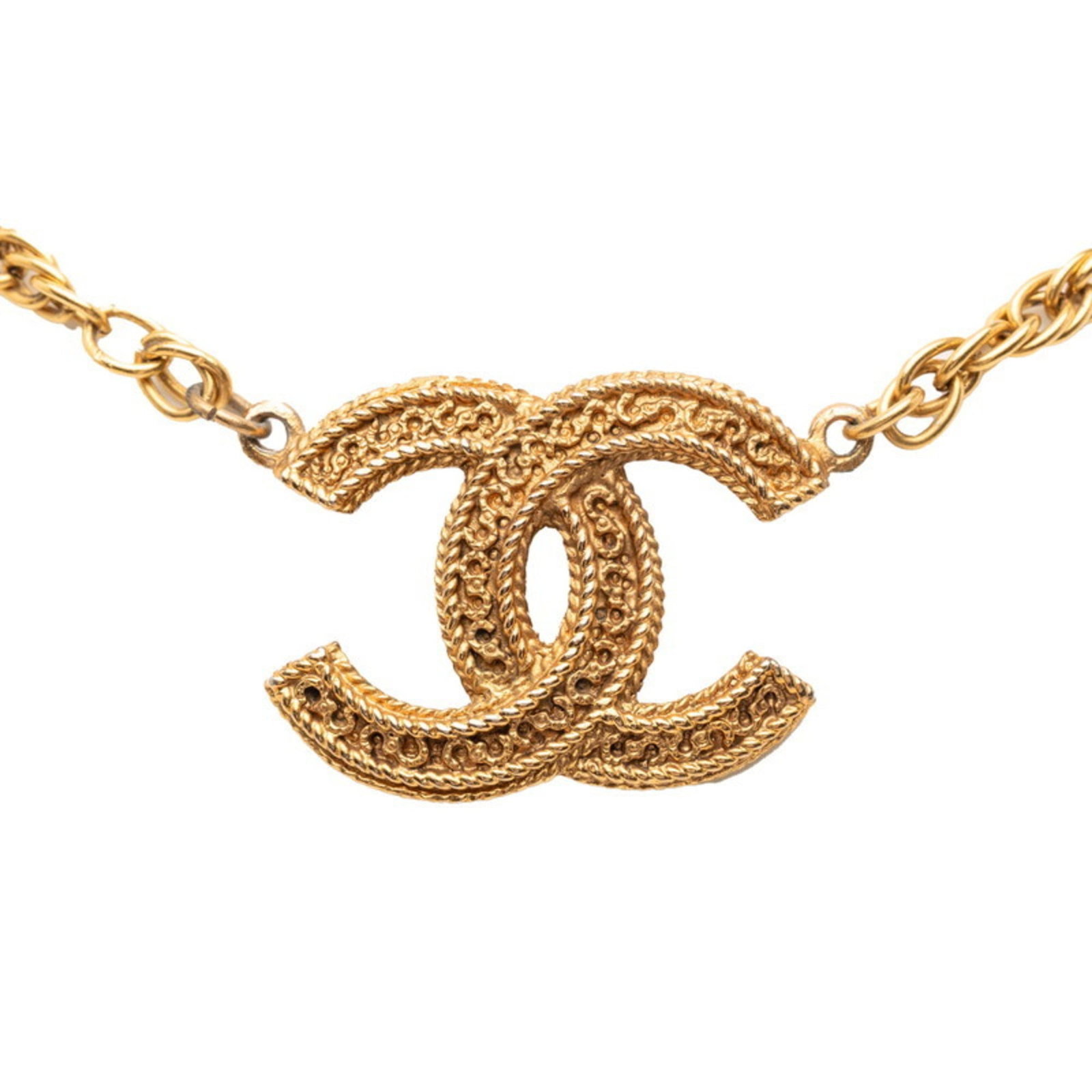Chanel 1985 Coco Mark Vintage Necklace in Gold Plated: Chanel 1985 Coco Mark Vintage Necklace in Gold Plated A vintage Chanel Coco Mark necklace from 1985, this gold plated piece is a rare find for any fashion enthusiast. With its classic design and timel