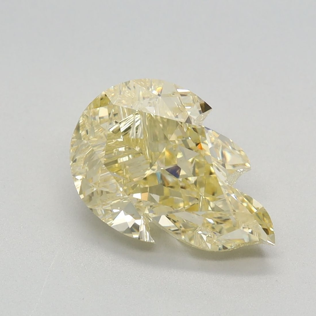 Loose Lab Diamond - IGI Other 2.24ct Fancy Intense Yellow VVS2: Loose Lab Diamond - IGI Other 2.24ct Fancy Intense Yellow VVS2 A stunning lab-grown diamond, certified by the International Gemological Institute (IGI), boasts an exceptional 2.24 carat Fancy Intense