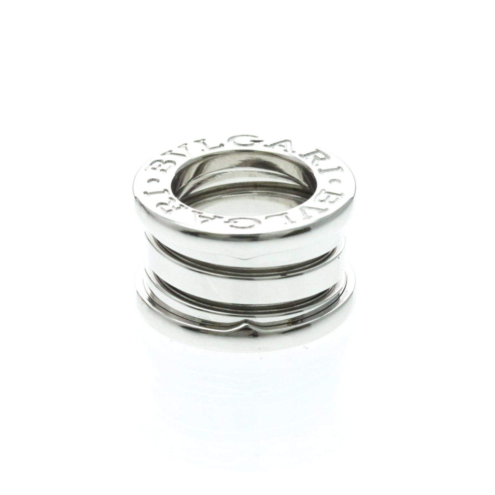 Men Fashion Pendant Necklace (Silver) - Bvlgari B.zero1 White Gold (18K) No Stone Women: Men Fashion Pendant Necklace (Silver) - Bvlgari B.zero1 White Gold (18K) No Stone Women Elevate your style with the Bvlgari B.zero1 White Gold pendant necklace, a sleek and sophisticated accessory tha