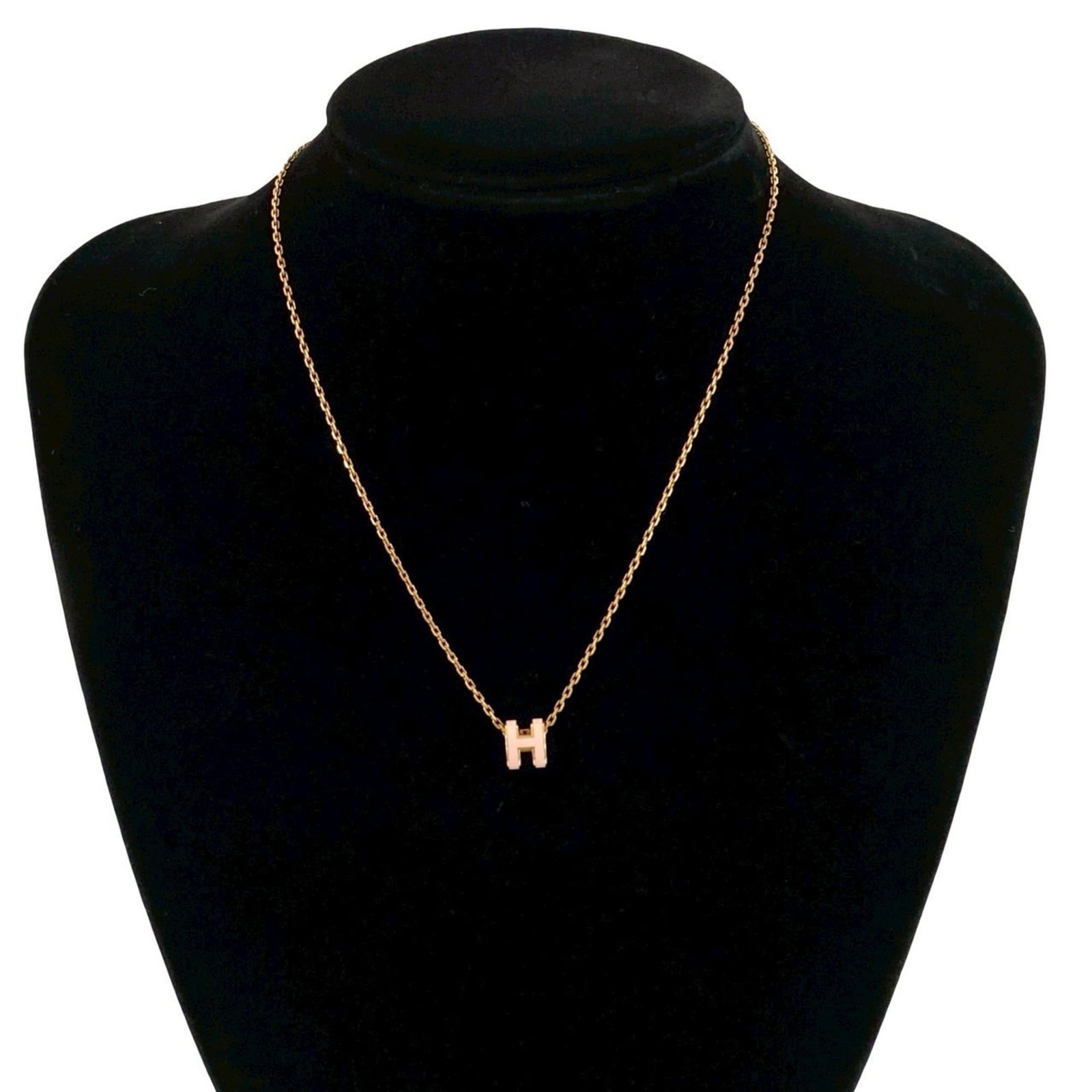 611-9 HERMES Mini Pop H Motif GP Necklace Pendant Gold Rose Dragee: 611-9 HERMES Mini Pop H Motif GP Necklace Pendant Gold Rose Dragee Elevate your elegance with the iconic Hermes Mini Pop H Motif GP Necklace Pendant, boasting a striking gold rose dragee pendant set a